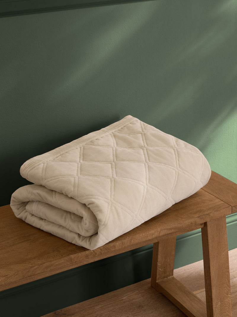 Nina Campbell natural washed cotton velvet quilted bedspread (British brand)