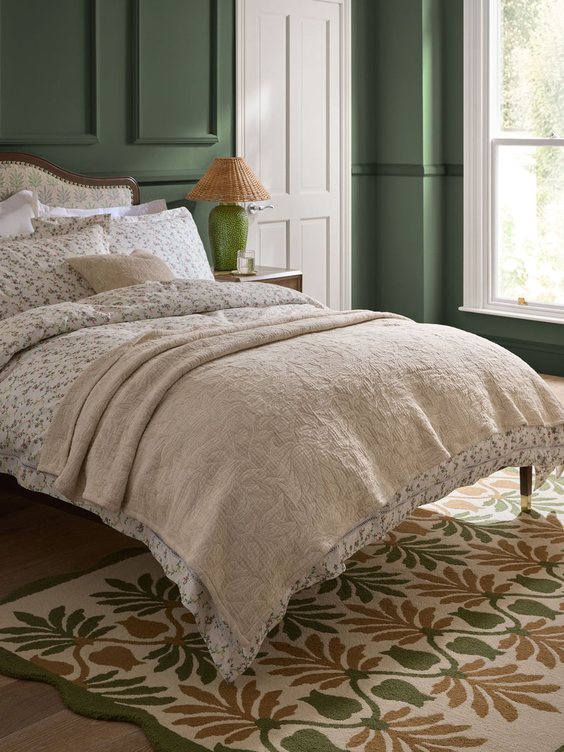 Nina Campbell Natural Floral Jacquard throw 150x200cm - British product