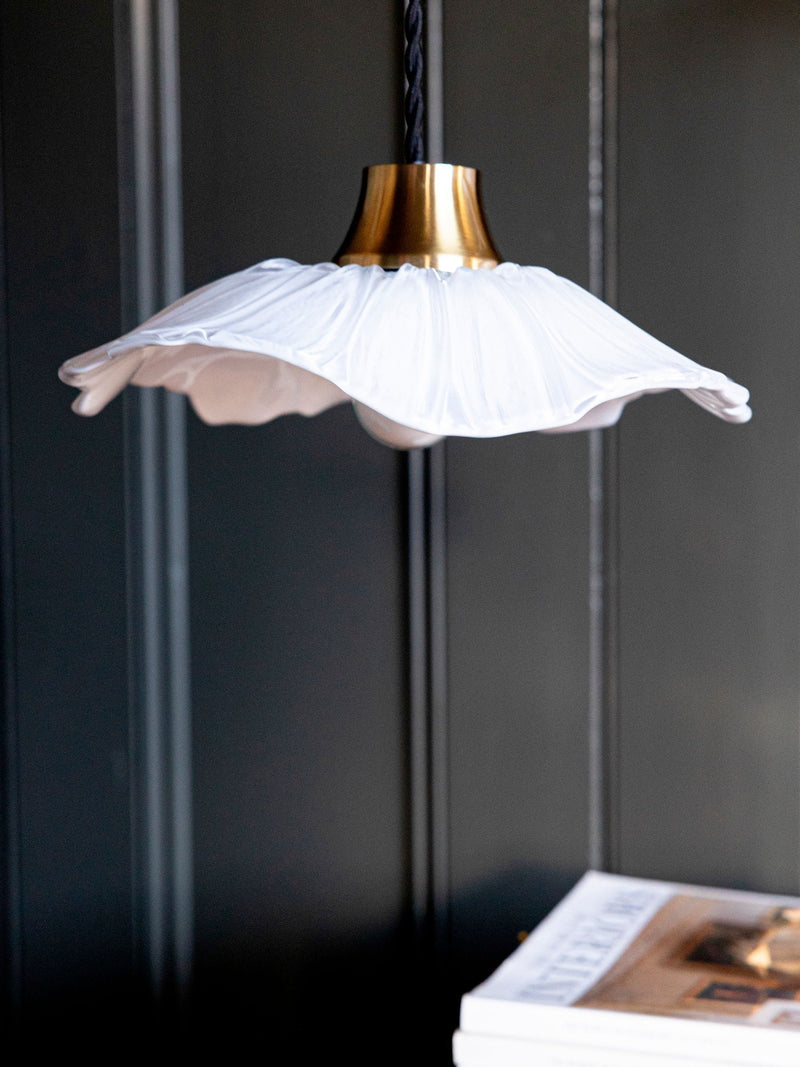 Rockett St George daisy glass pendant light - British product