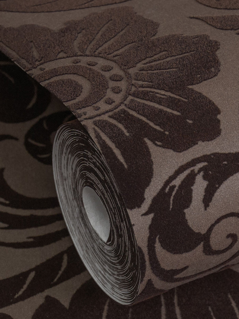 Laurence Llewelyn-Bowen Damask Sauvage flock wallpaper 10m, imported from the UK