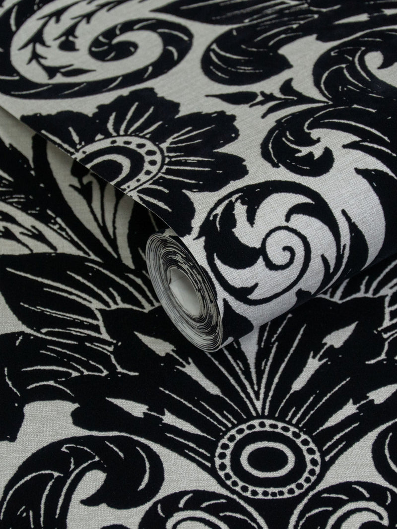 Laurence Llewelyn-Bowen Damask Sauvage flock wallpaper 10m, imported from the UK