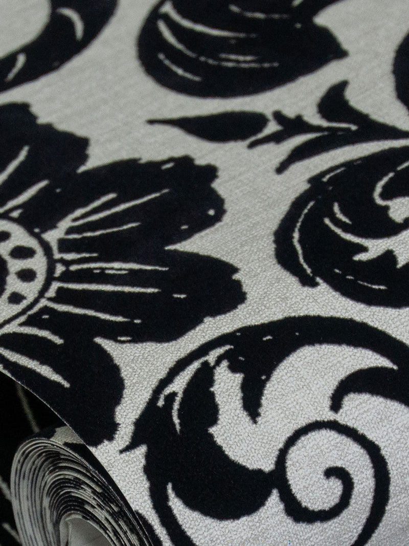 Laurence Llewelyn-Bowen Damask Sauvage flock wallpaper 10m, imported from the UK