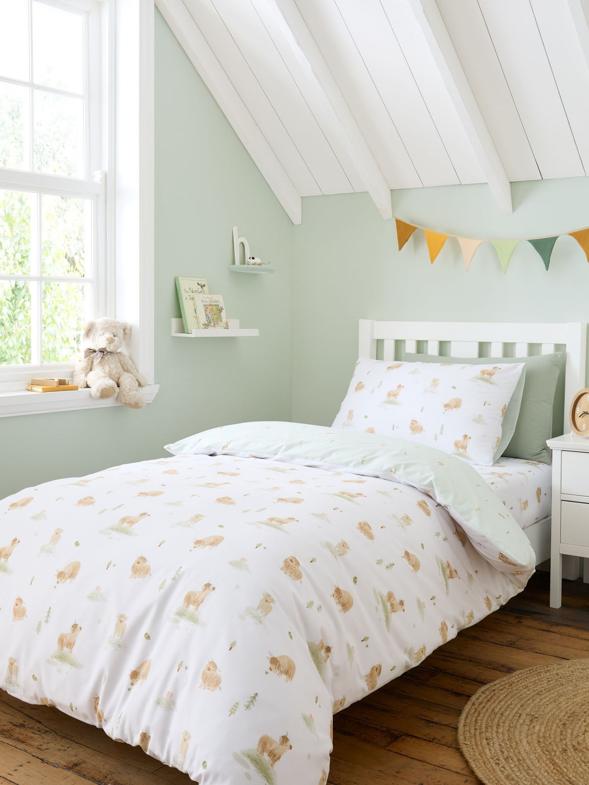 Bianca white mini moo cow reversible duvet cover set - British product