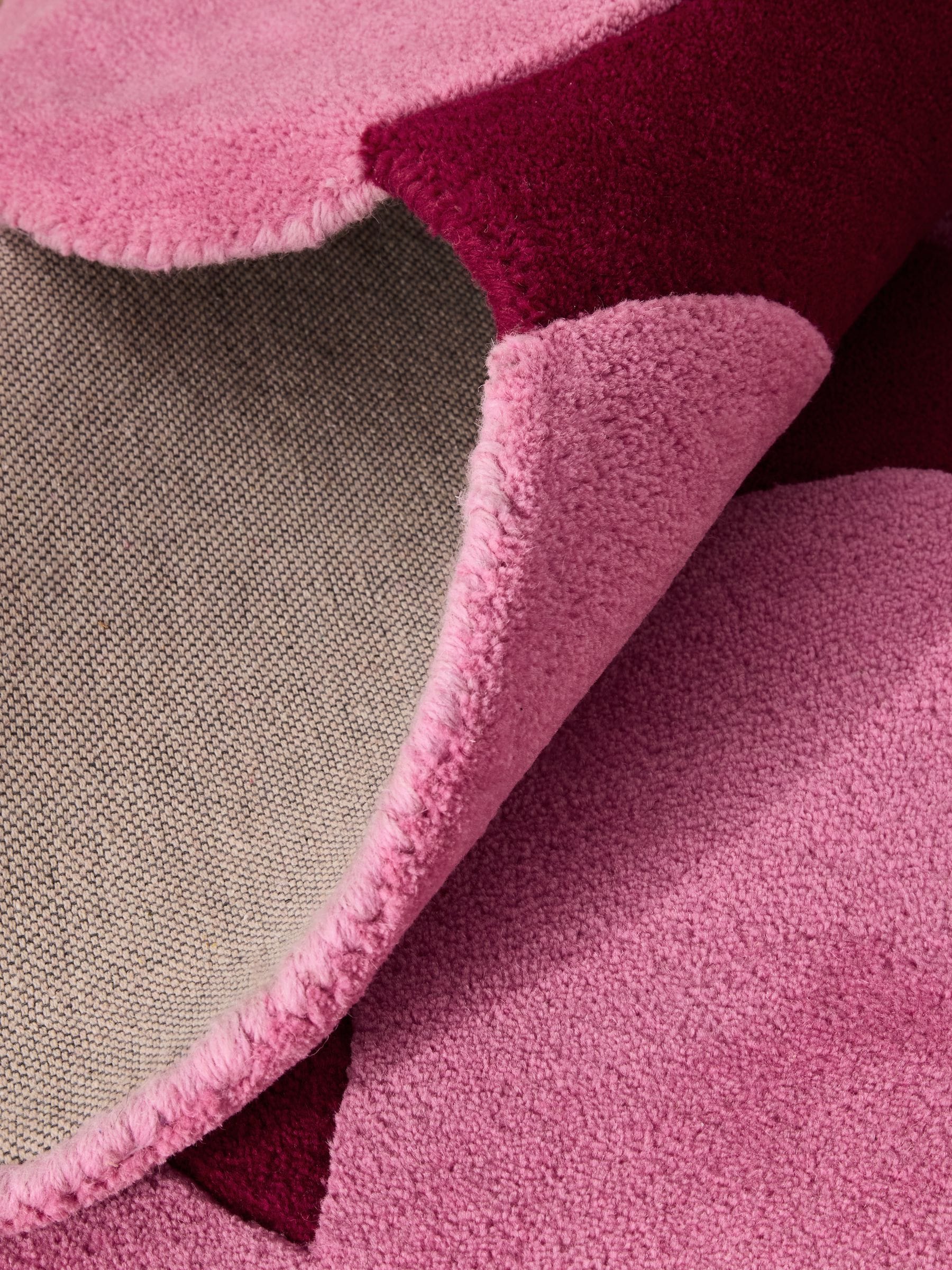Eleanor Bowmer red pink squiggle wool tufted rug - British product