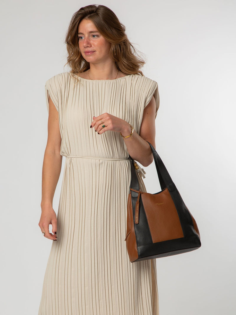 Pure Luxuries London Black / Tan Colette Handbag