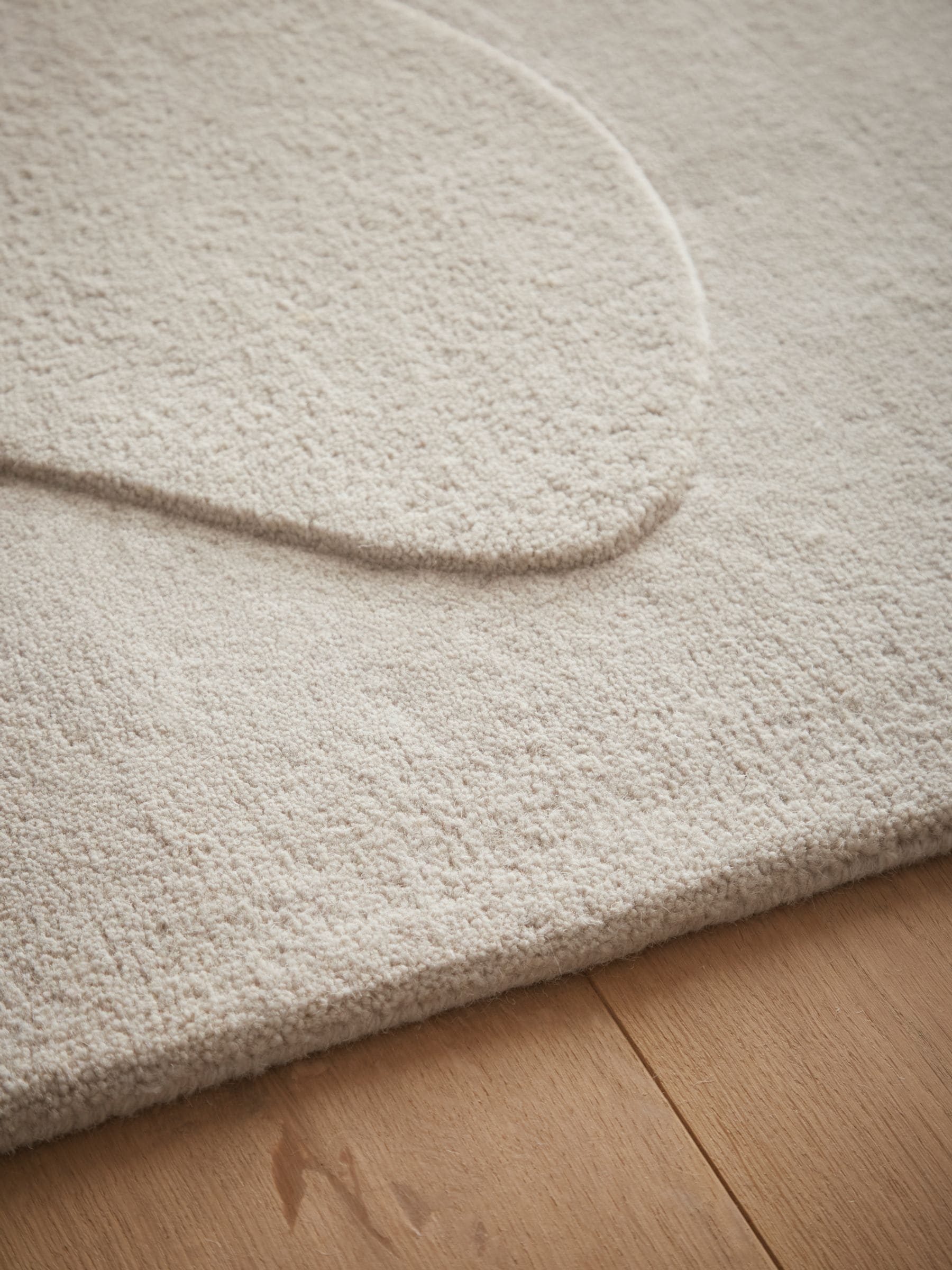 Origin Rugs oatmeal sculptured pebble wool rug, UK version