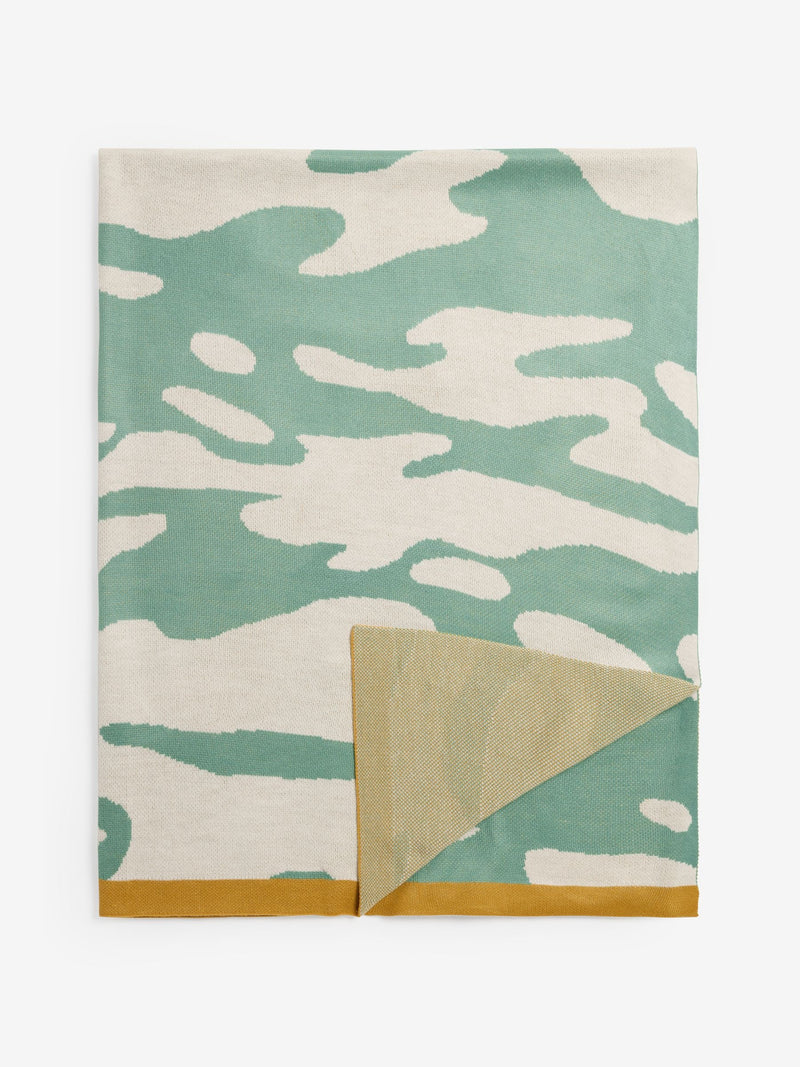 MADE.COM green ripple knitted throw 130x180cm, imported from the UK