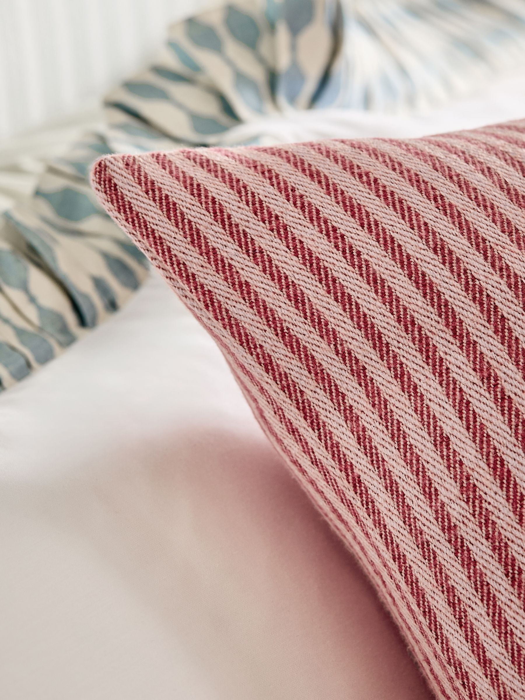 Pink woven stripe cushion for home 50x50cm, UK version