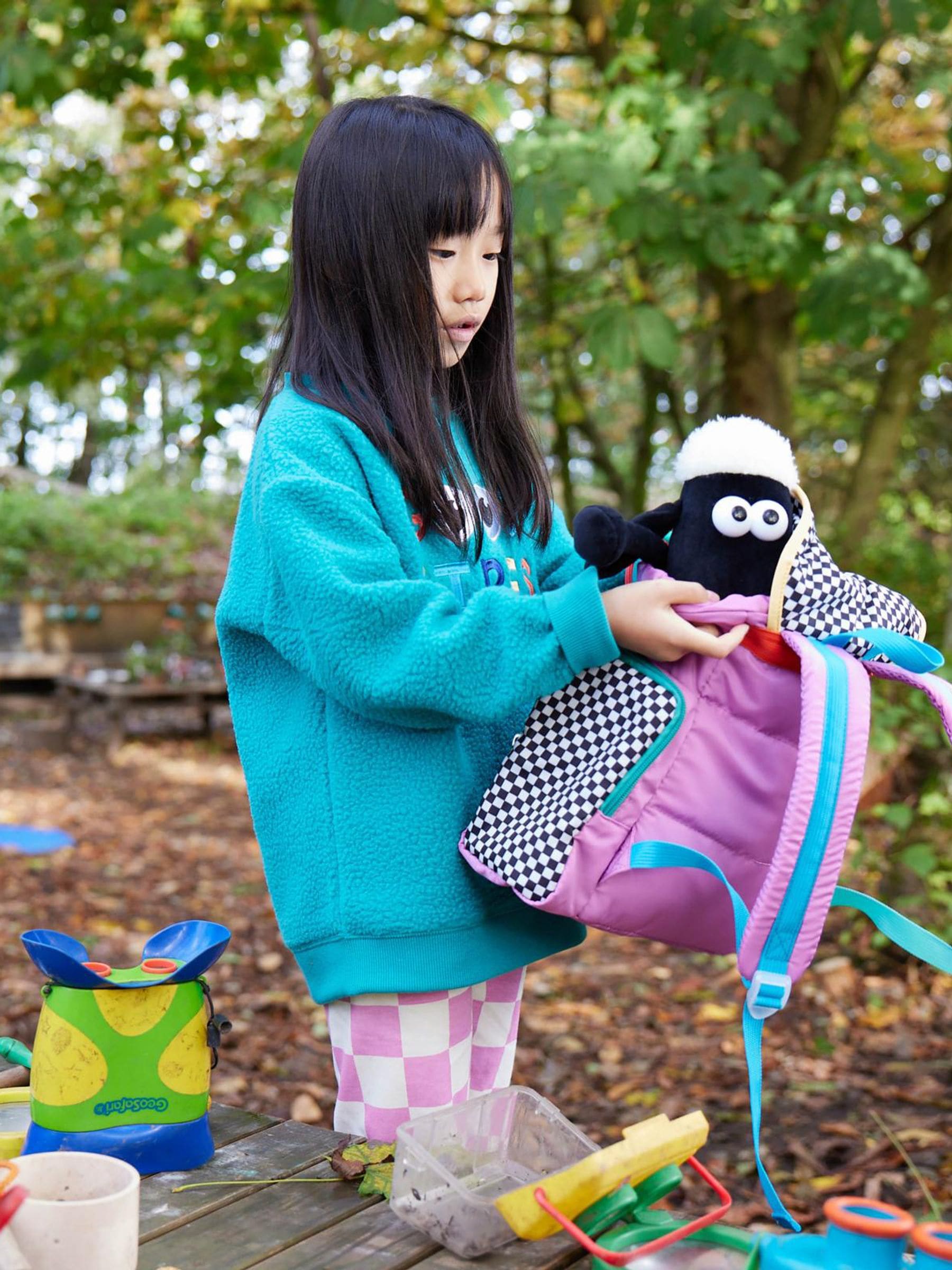 Tog 24 pink Shaun the Sheep backpack (British brand)