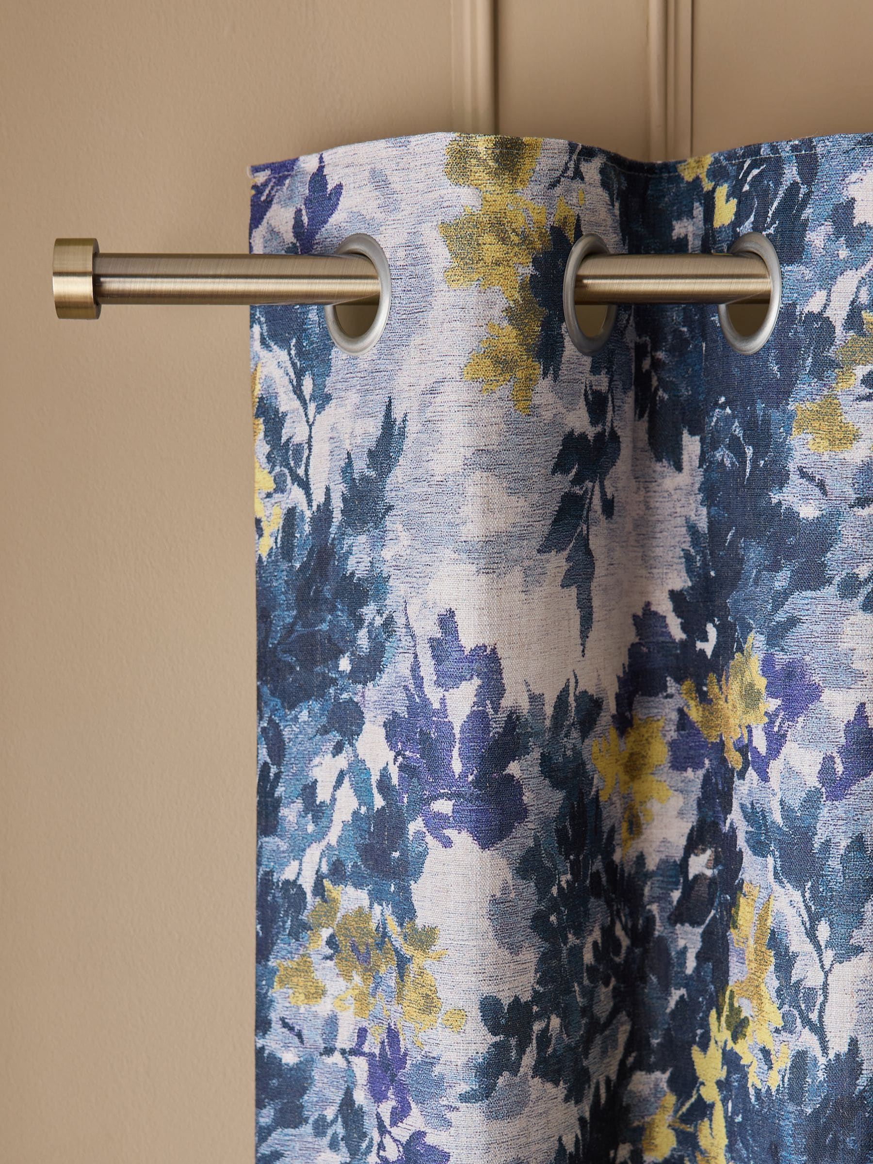Multi tapestry floral eyelet lined curtains - British product