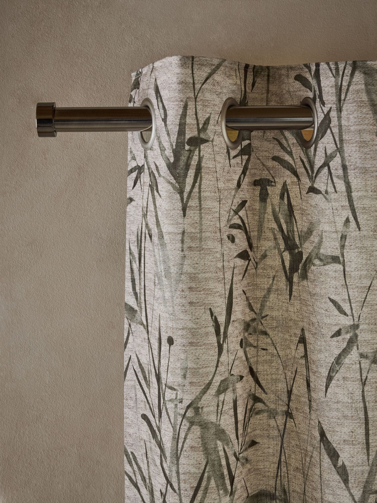 Curtains with blurred leaf print eyelet in olive green (British brand)