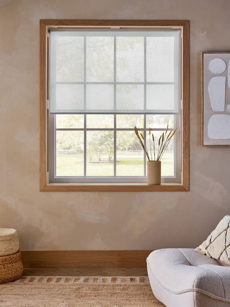 Natural sheer roller blind 100% polyester (British brand)