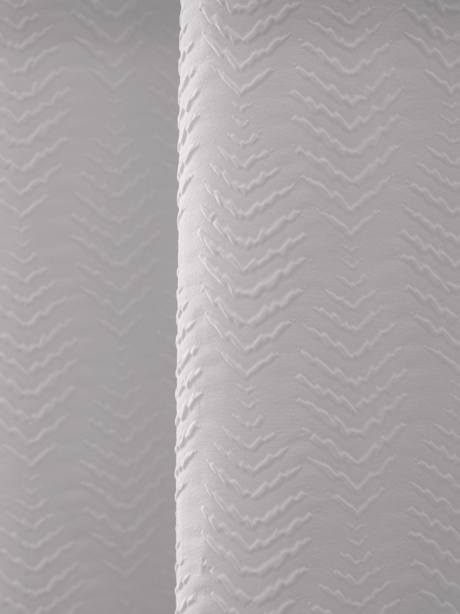 White embossed leaf pattern blackout thermal curtains - British product