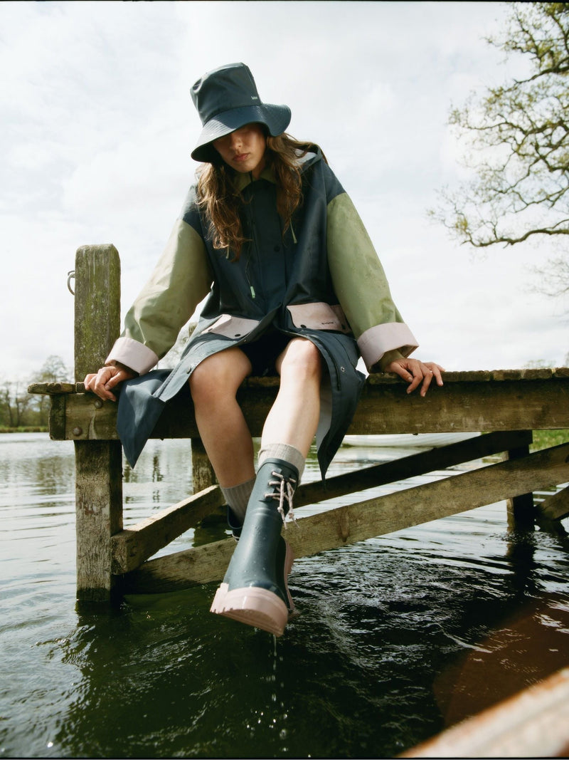Barbour Thorpe showerproof bucket hat, imported from the UK