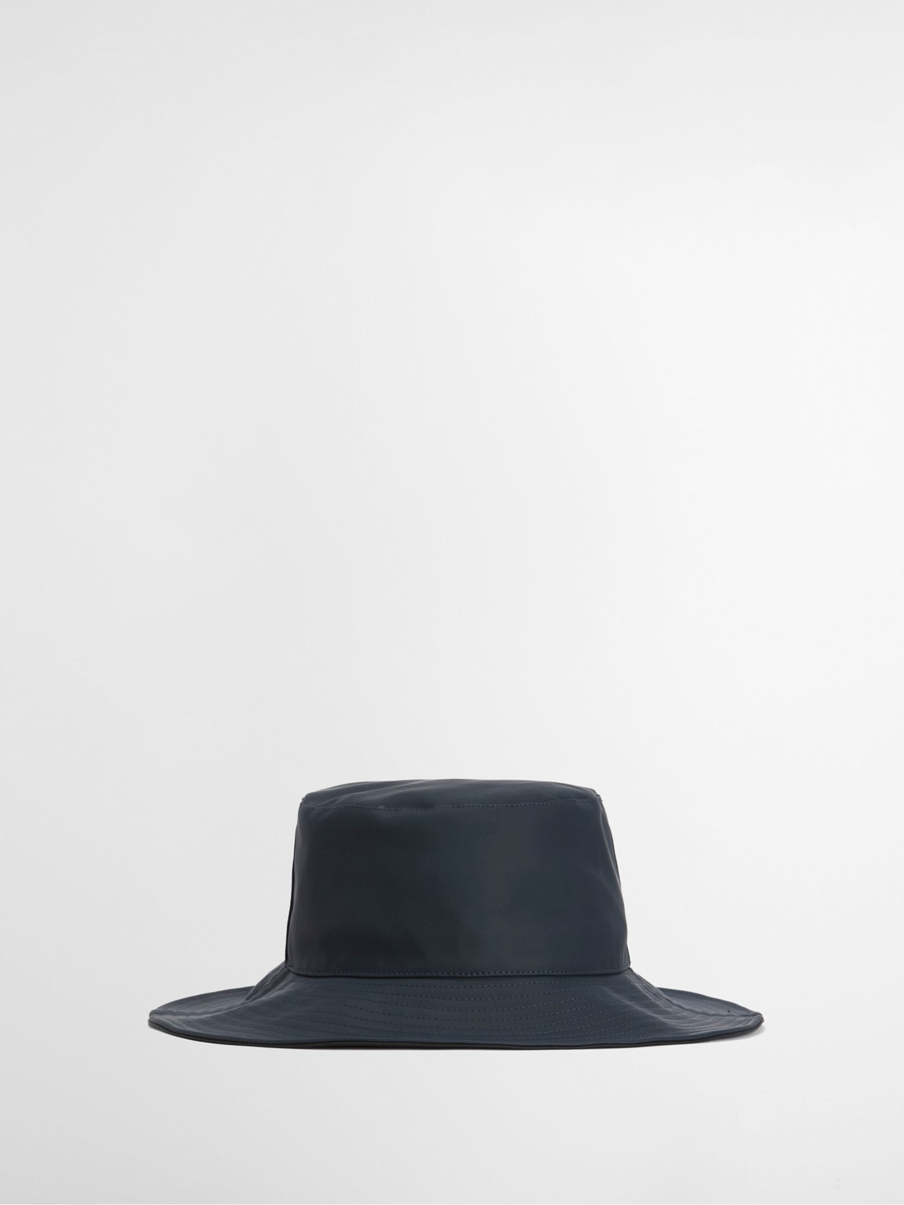 Barbour Thorpe showerproof bucket hat, imported from the UK