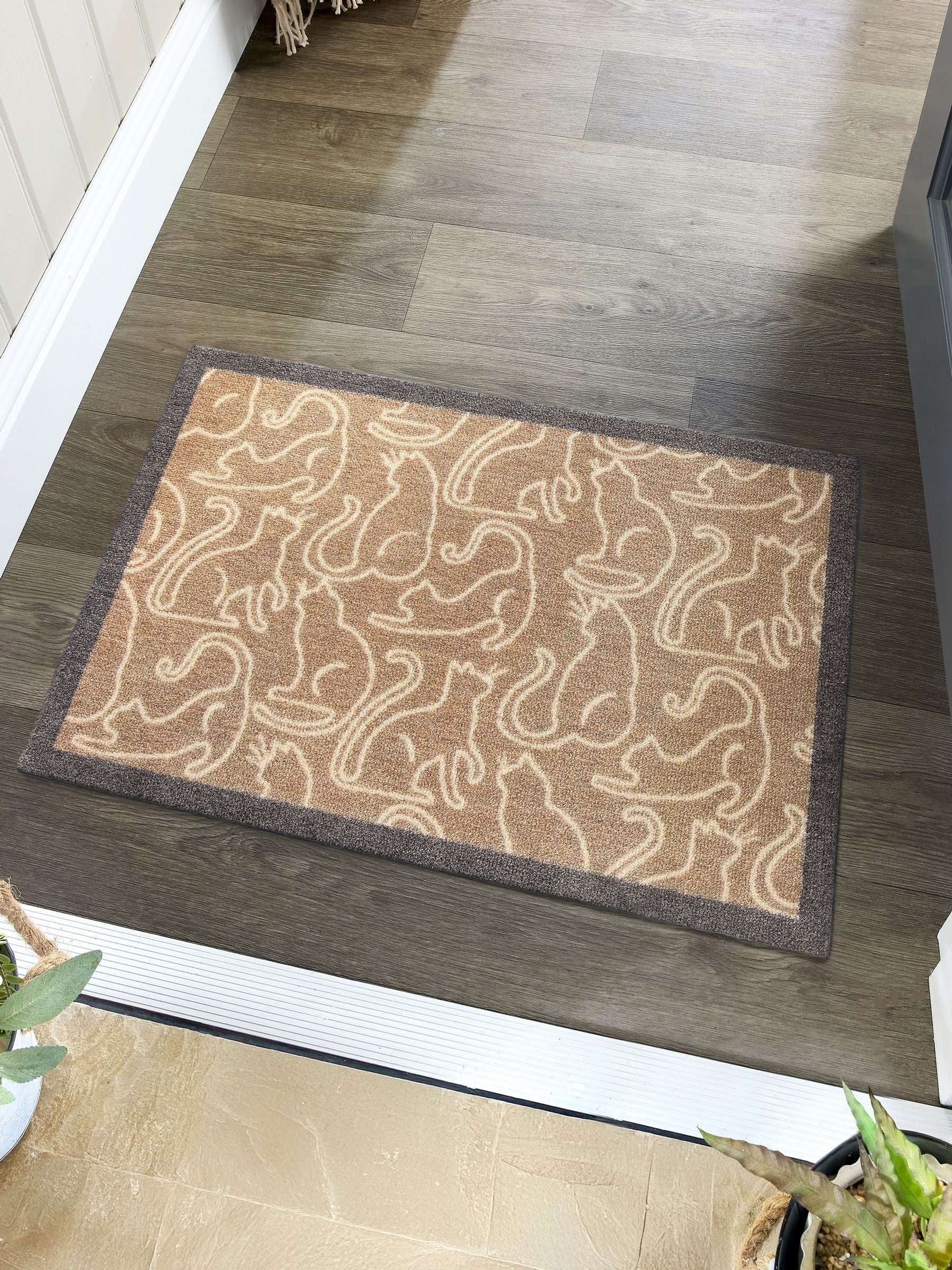 Howler & Scratch cat mat beige outlined cats design 50x75cm (British brand)