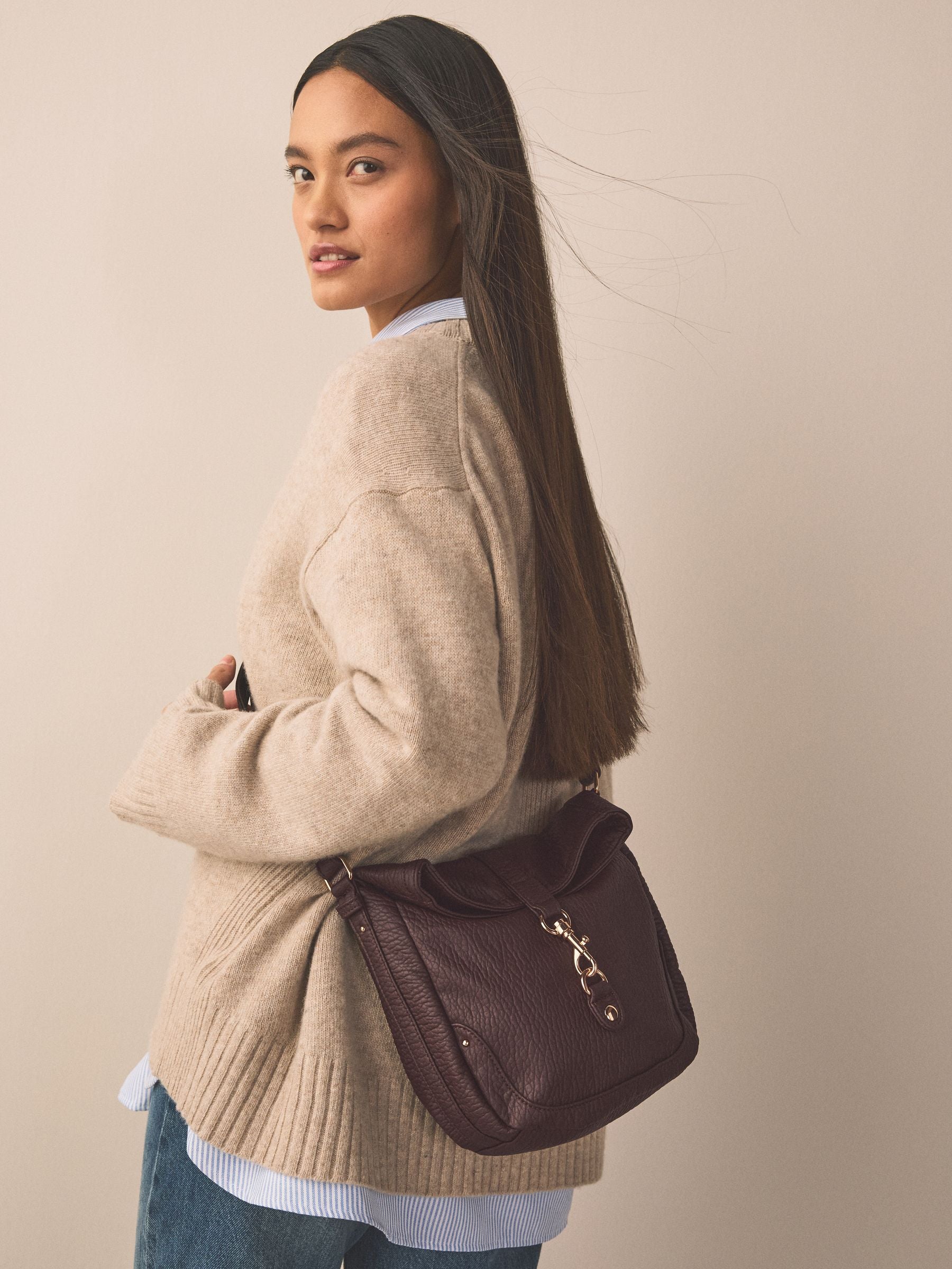 Chocolate brown messenger cross body bag UK version
