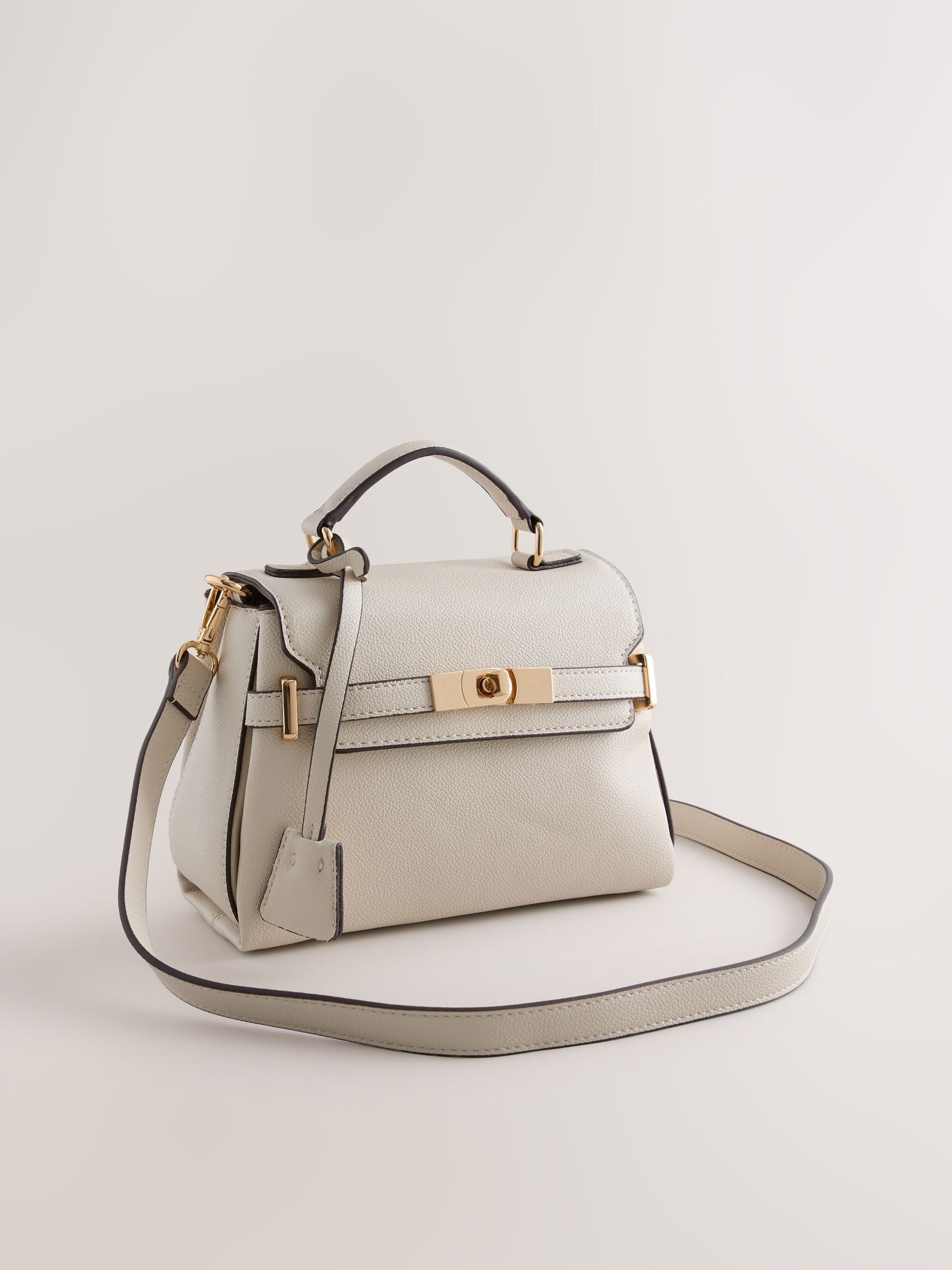 White belted hand-held bag with lock opening, 21cm - British product