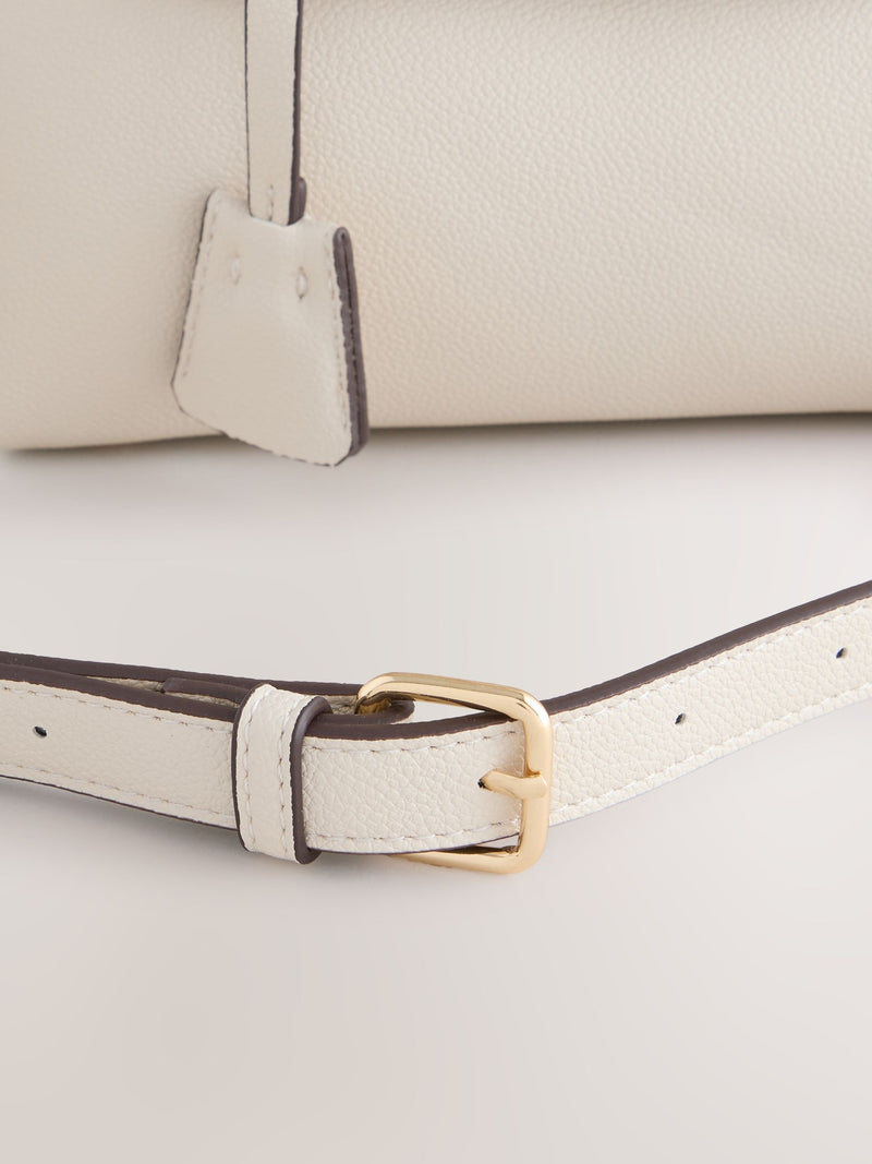 White belted hand-held bag with lock opening, 21cm - British product