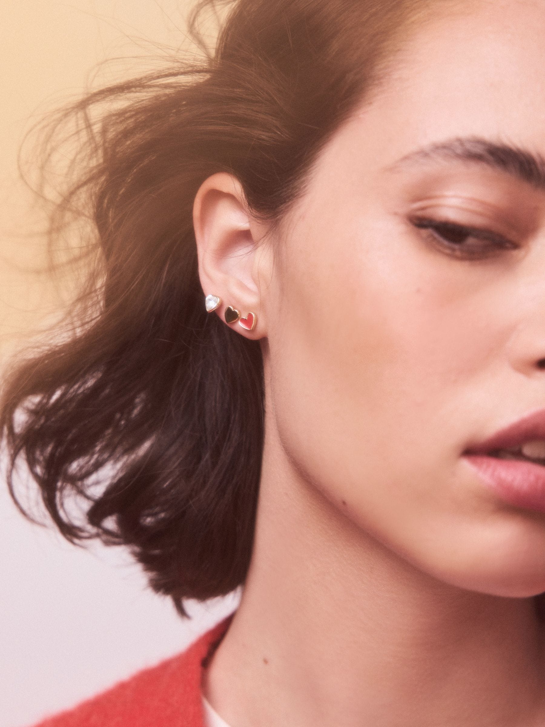 Red Heart stud earrings 3 pack heart-shaped (British brand)