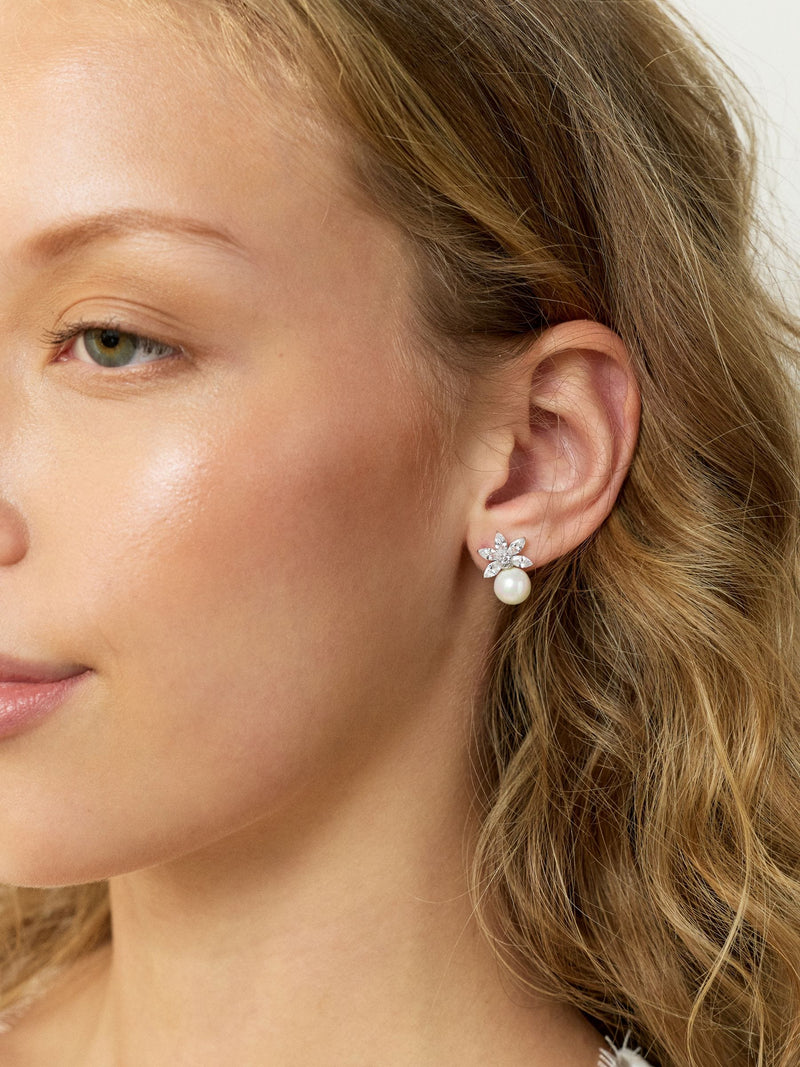 Sterling silver pearl flower stud earrings - British product