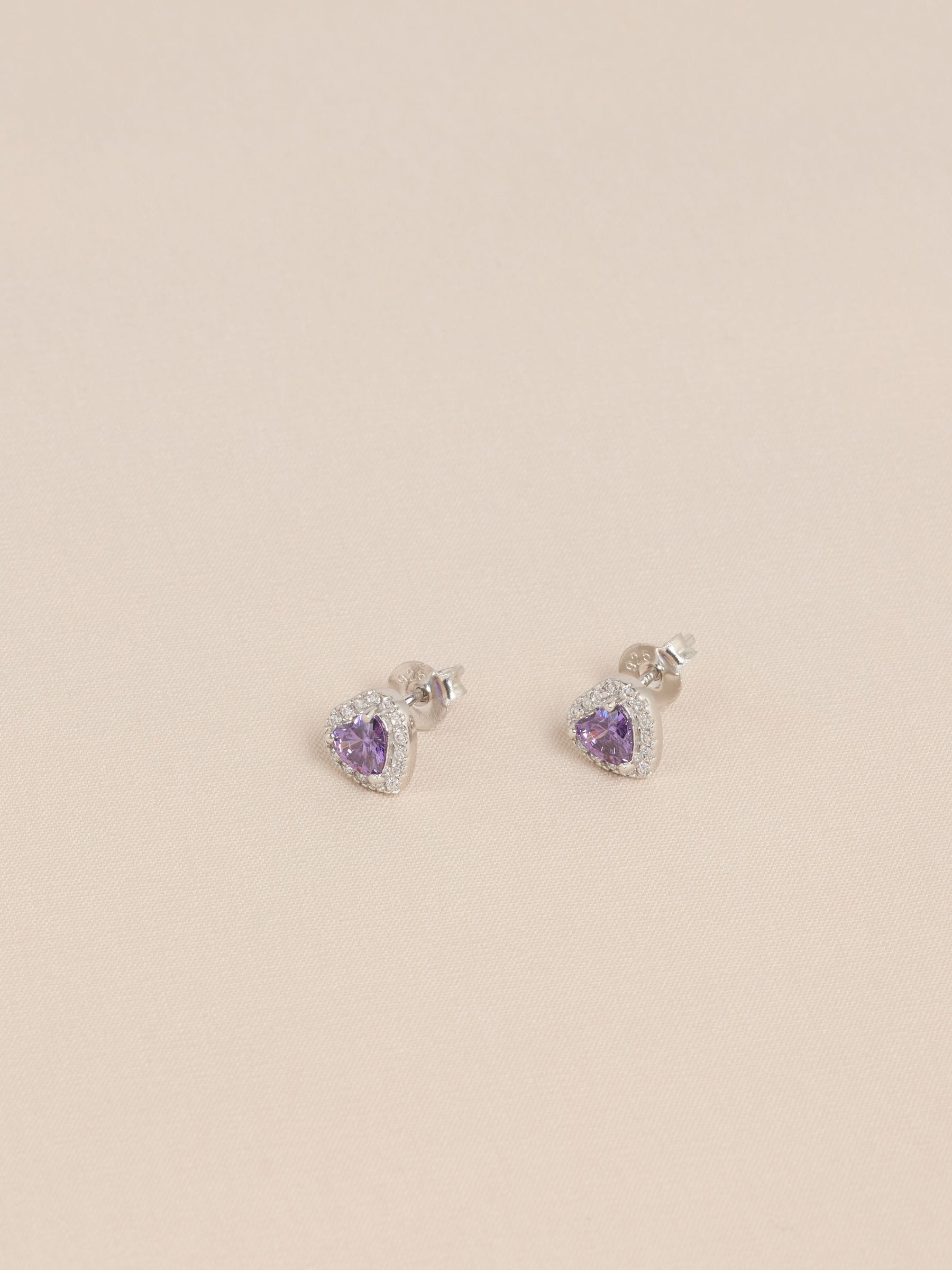 Sterling silver heart stud earrings - British product