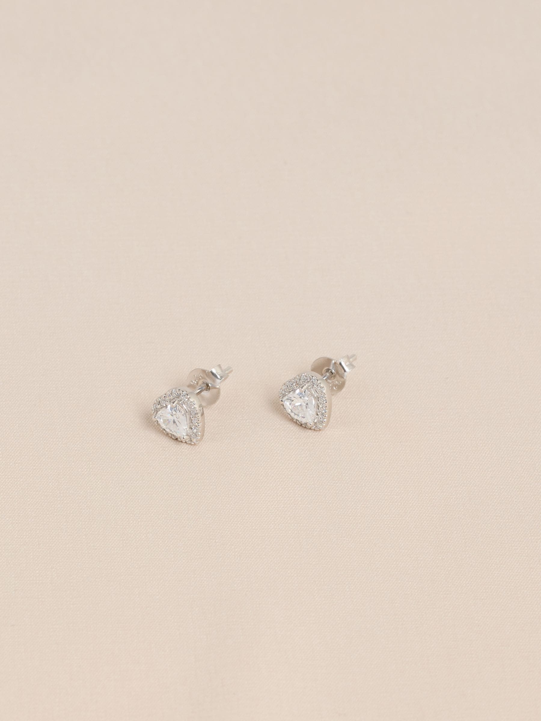 Sterling silver heart stud earrings - British product