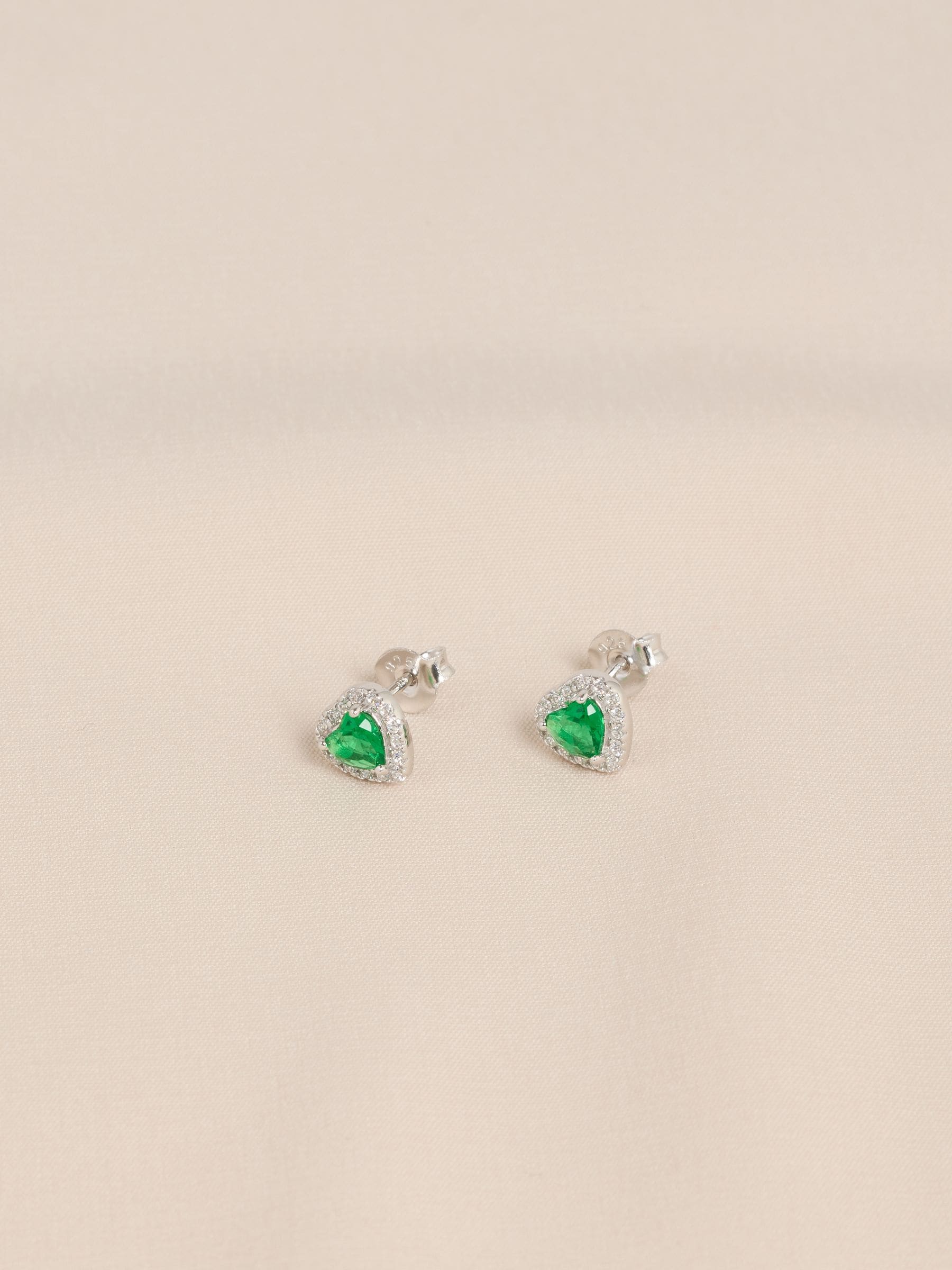 Sterling silver heart stud earrings - British product