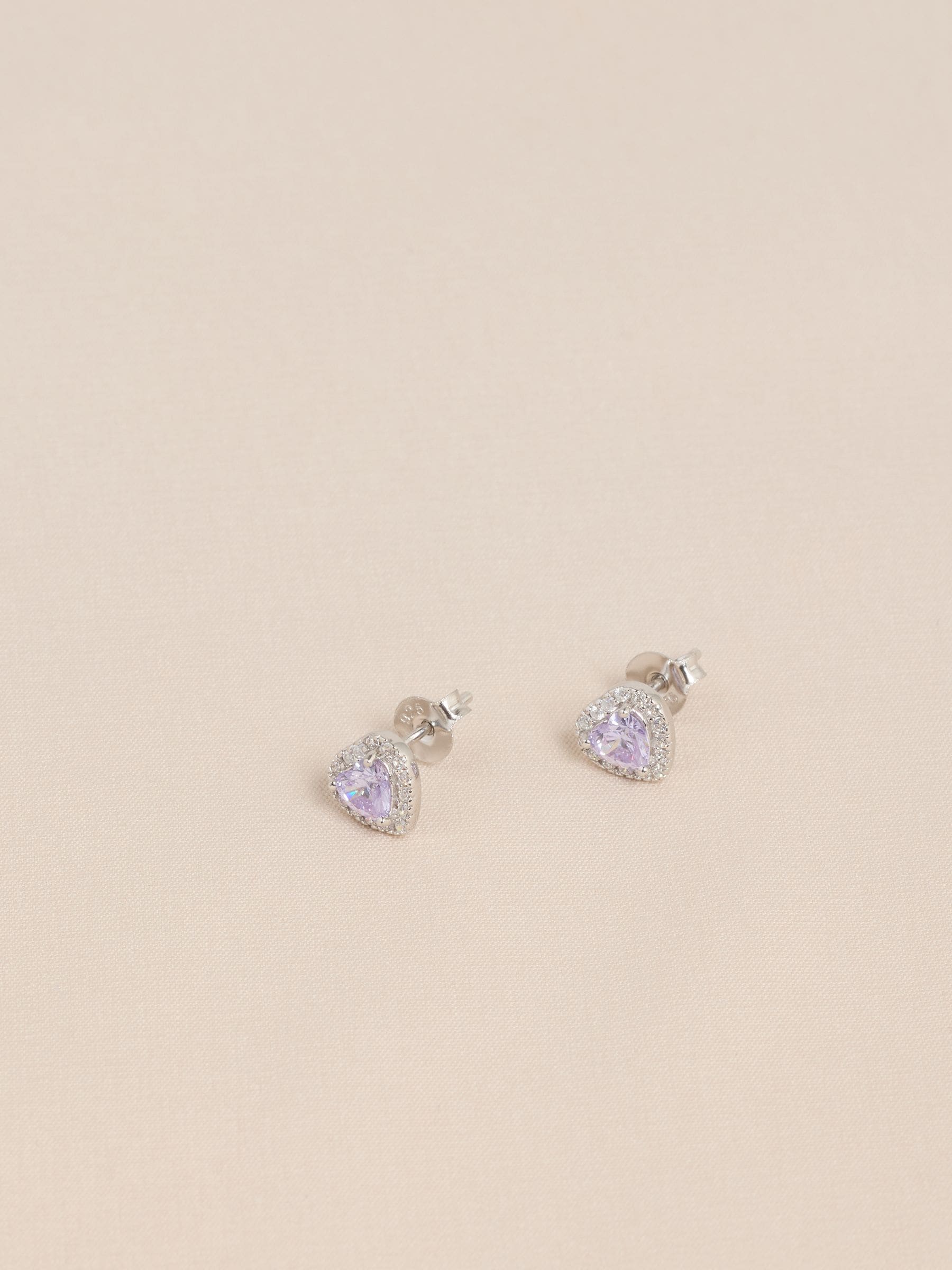 Sterling silver heart stud earrings - British product