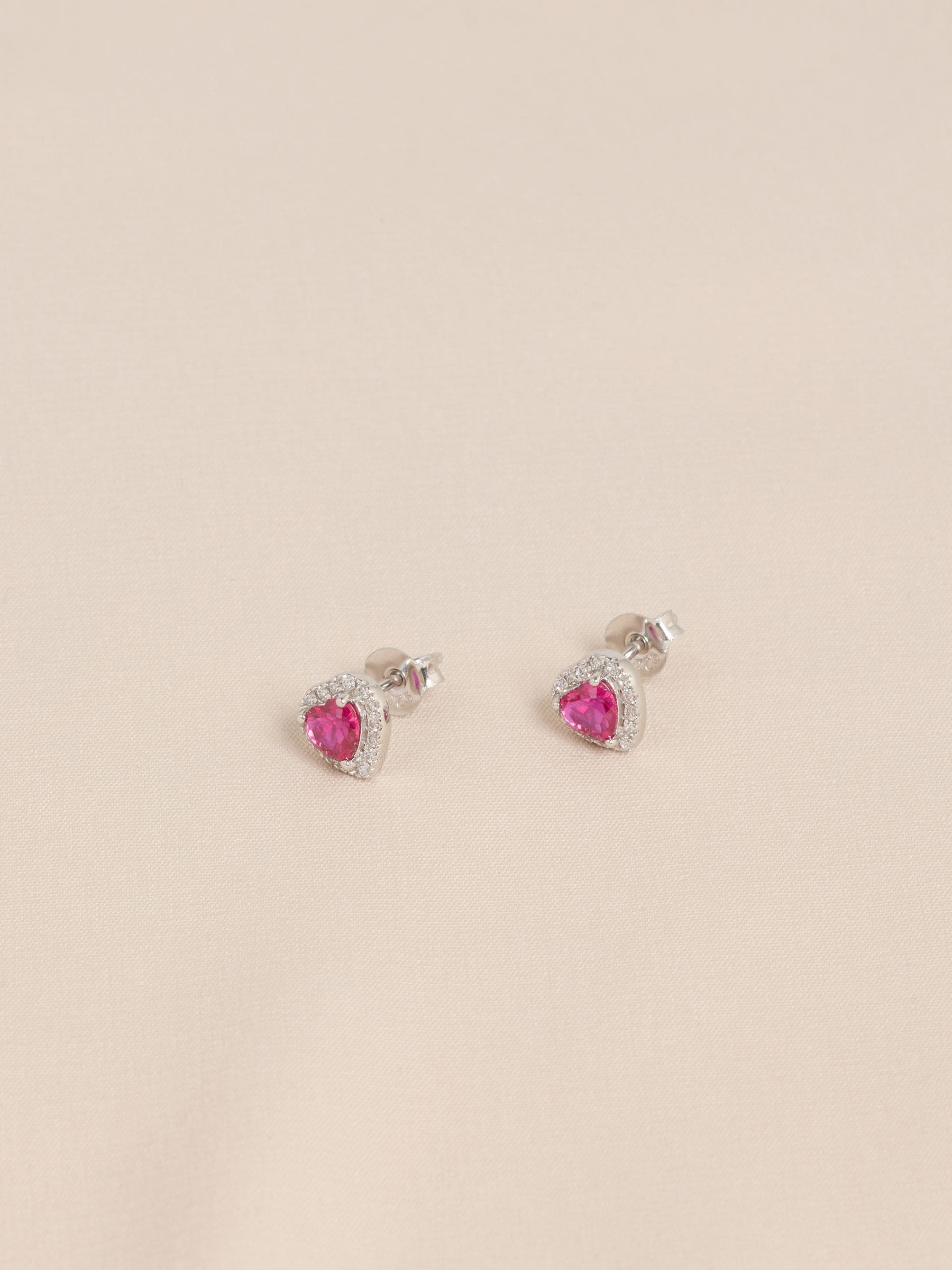 Sterling silver heart stud earrings - British product