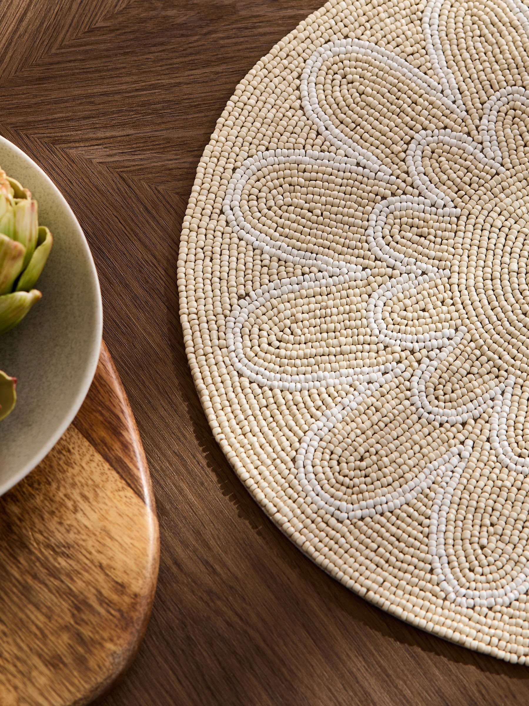 Beaded scallop placemats set of 2 - British product