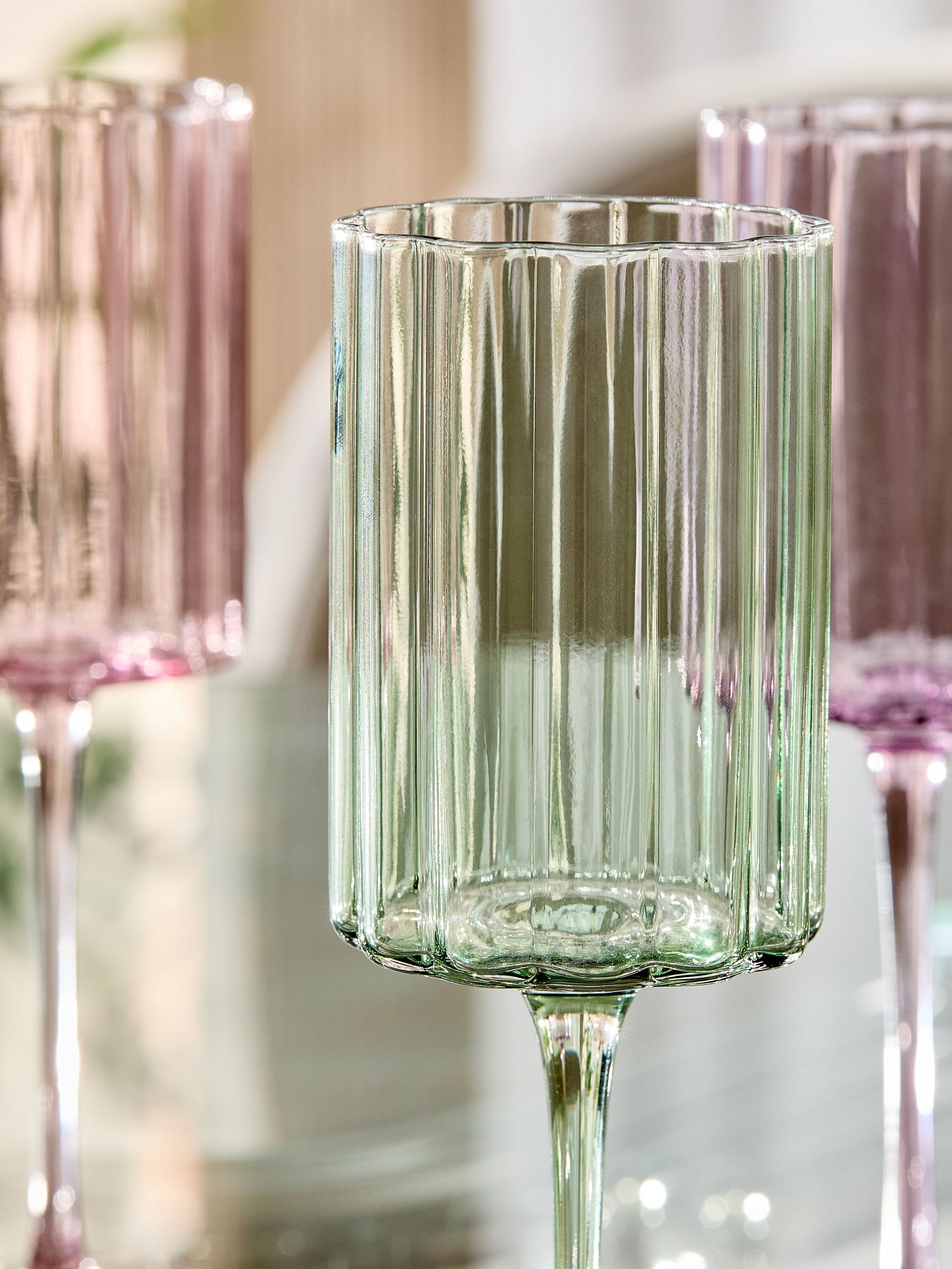 Set of 4 Green Pink Freya wine glasses, UK version