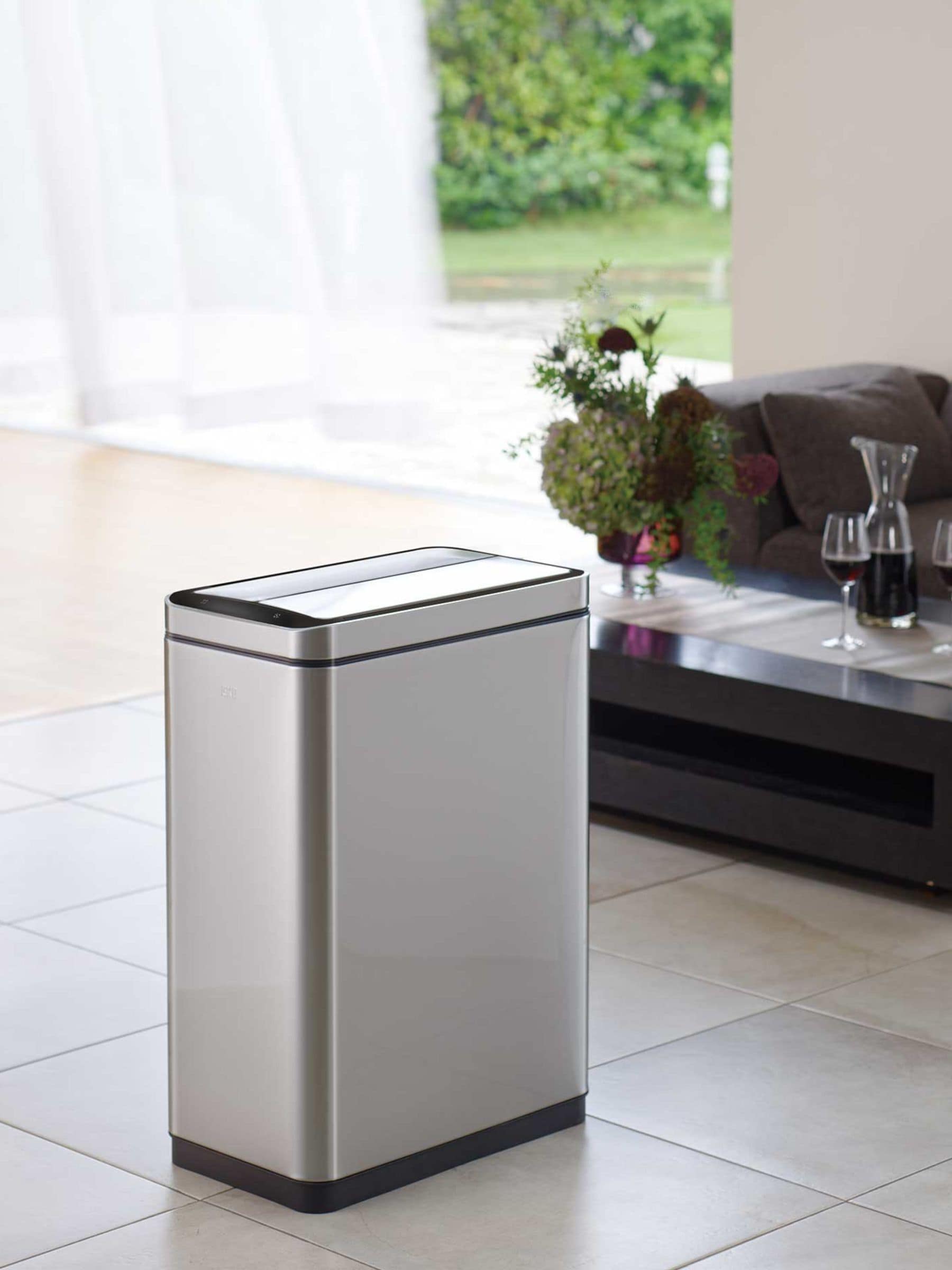 Eko Deluxe Phantom bin 45L, imported from the UK