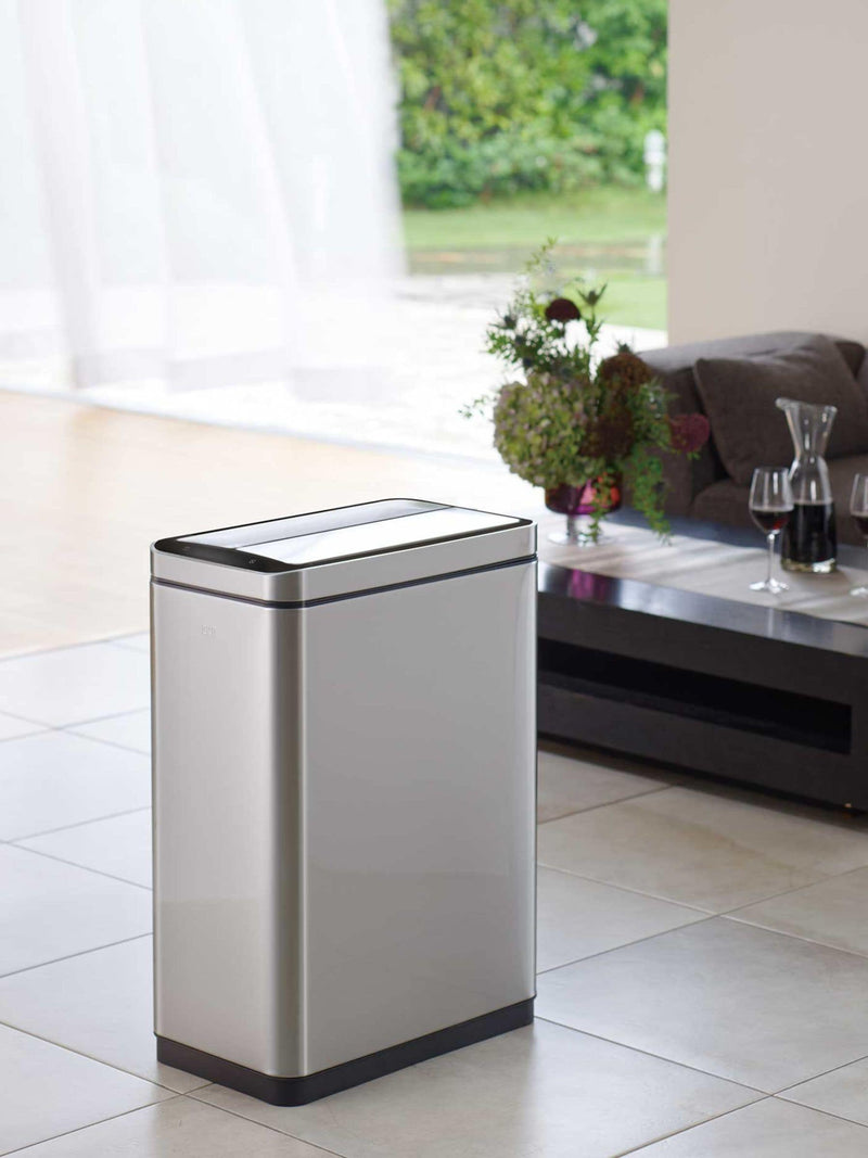 Eko Deluxe Phantom bin 45L, imported from the UK