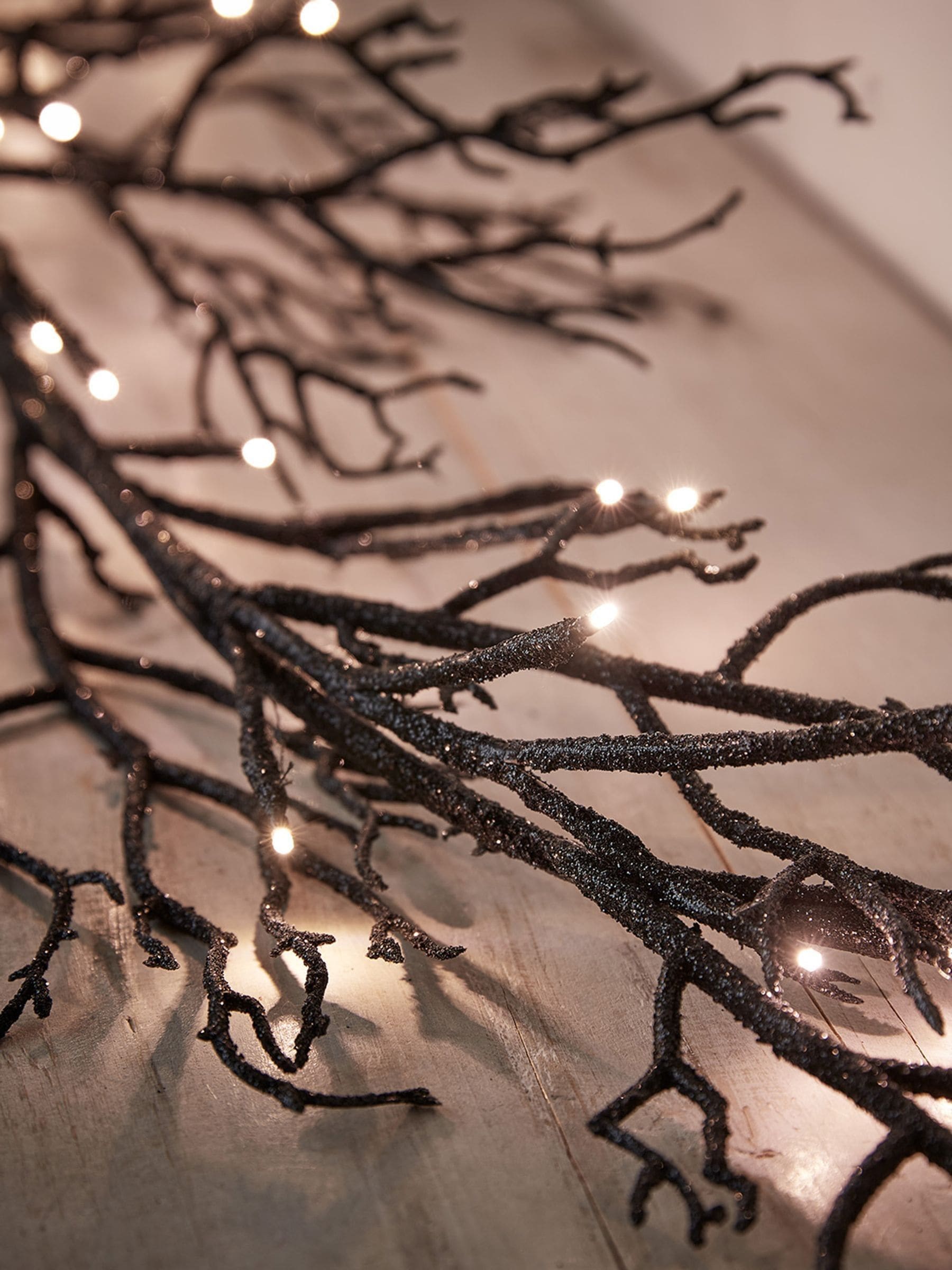 Lights4fun black twig Halloween garland 1.5m, UK version