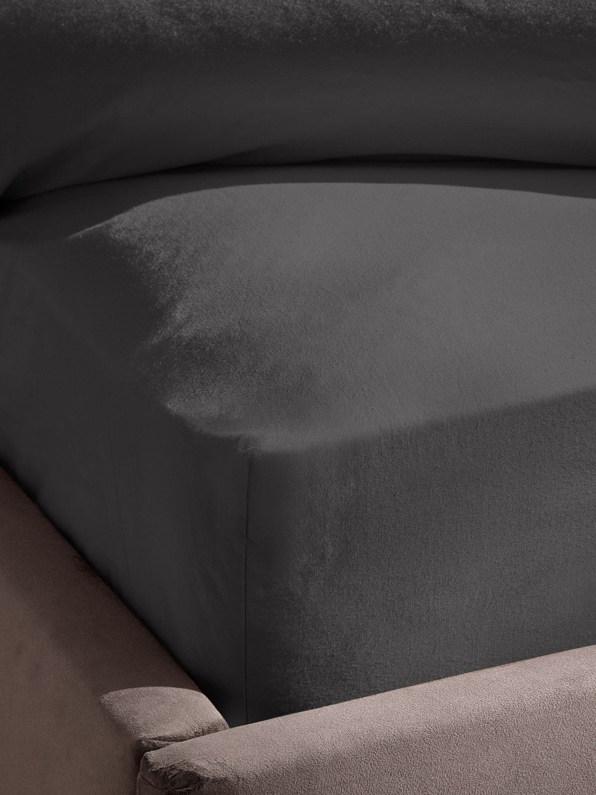 Silentnight charcoal cotton rich T180 washed fitted sheet (British brand)