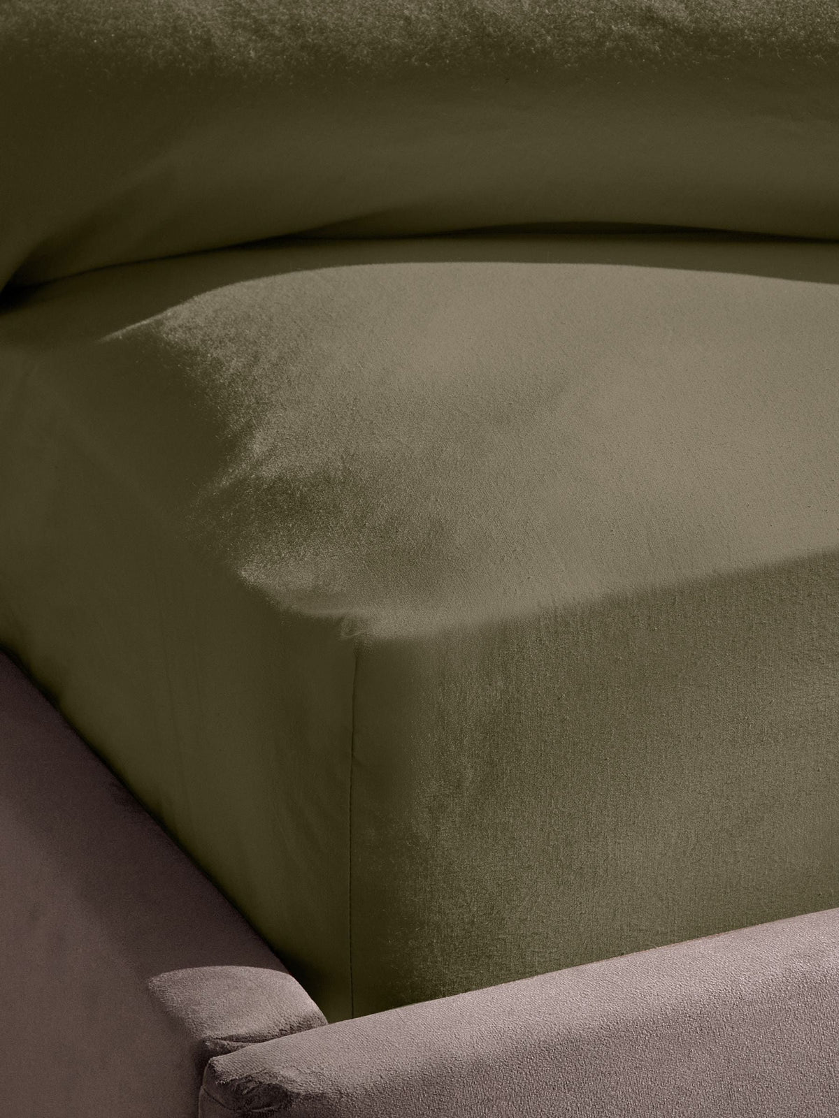 Silentnight sage cotton rich T180 washed fitted sheet (British brand)