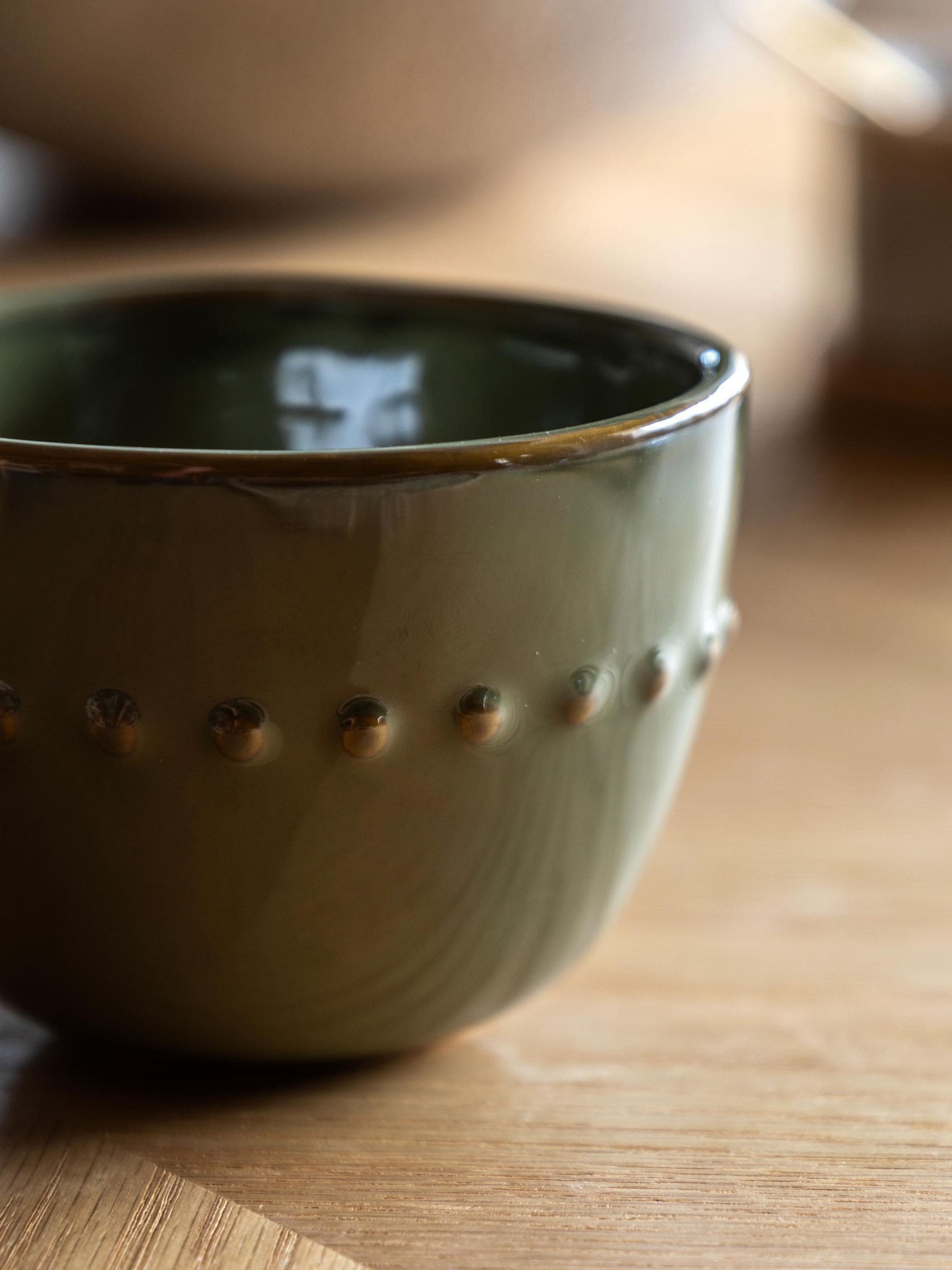 Gallery Home olive beaded mugs set of 4, UK version