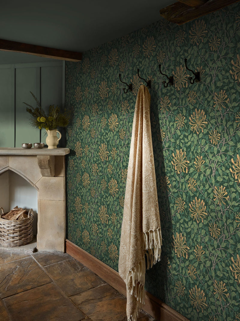 William Morris At Home Breeze Honeysuckle Wallpaper Sample A4