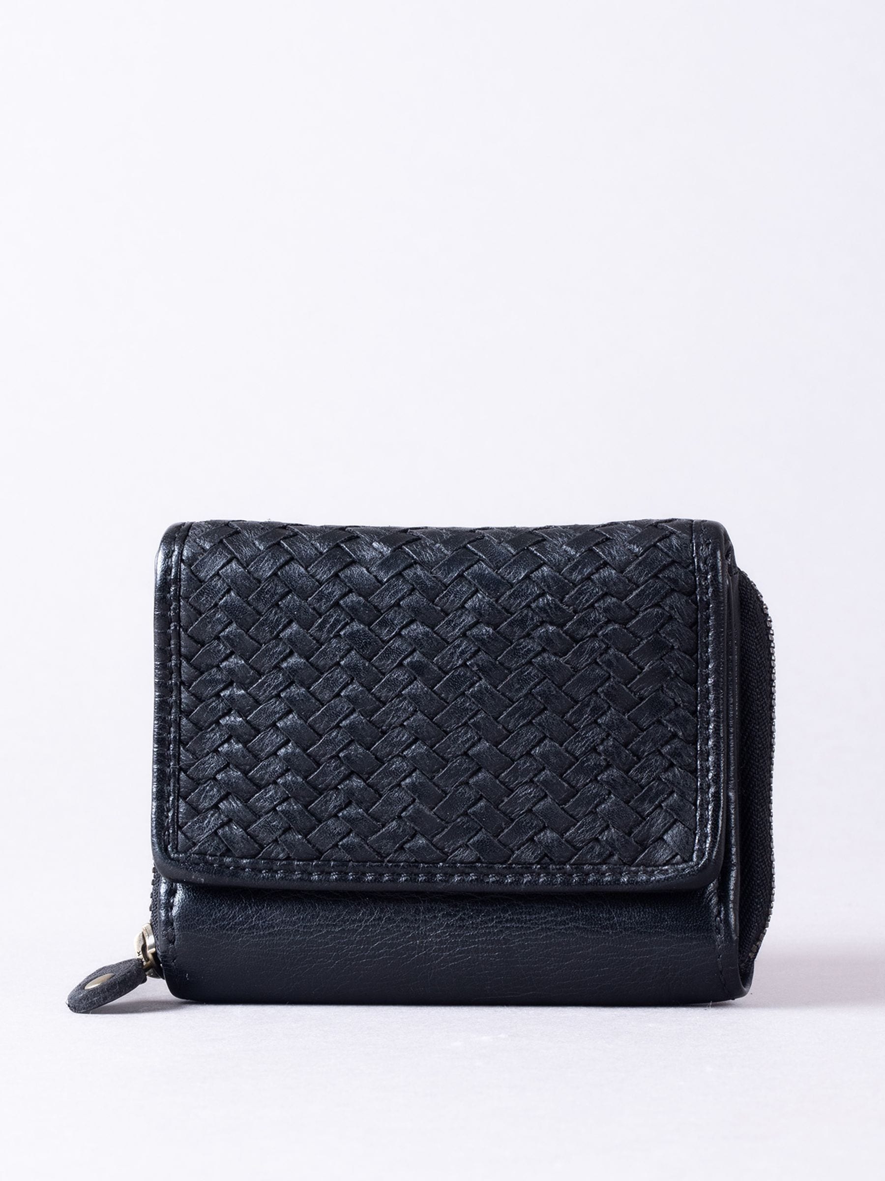 Lakeland Leather Black Small Wreay Purse