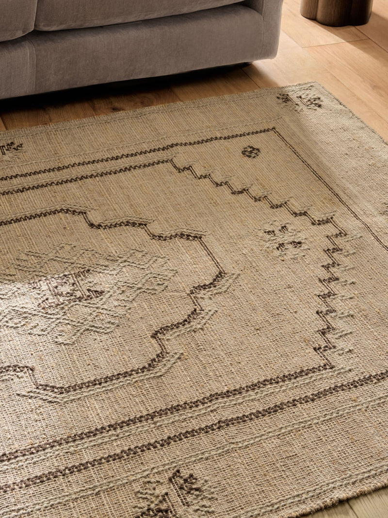 Mid Natural Alana Oriental rug, imported from the UK