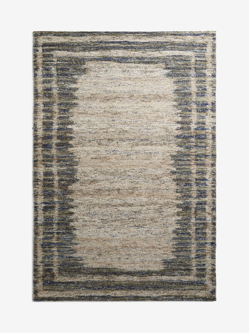 Blue Blended Border rug with double-border design (British brand)