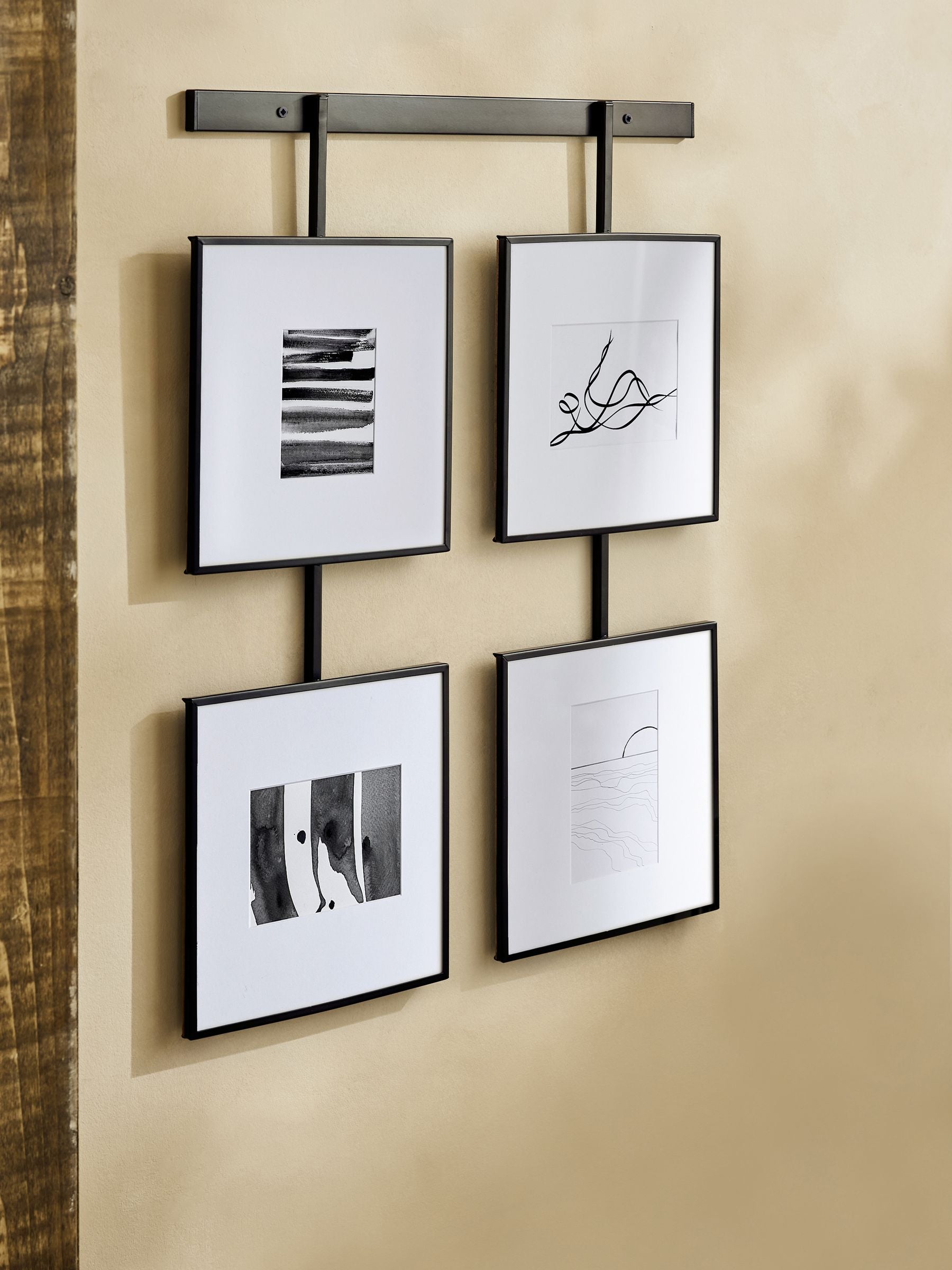 Black Metal Gallery Wall Collage Photo Frame Set - 6 x 7x5 Inch Frames