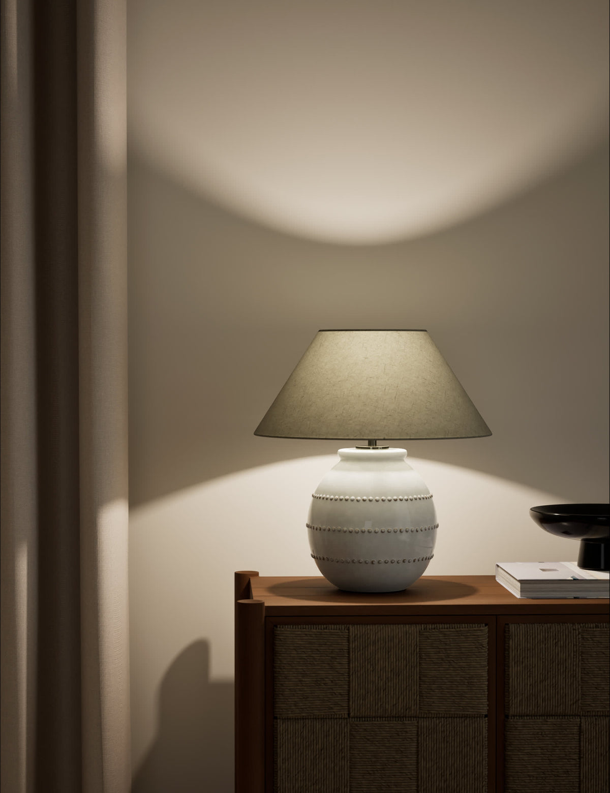 Ceramic bobble table lamp with raised detailing (British brand)