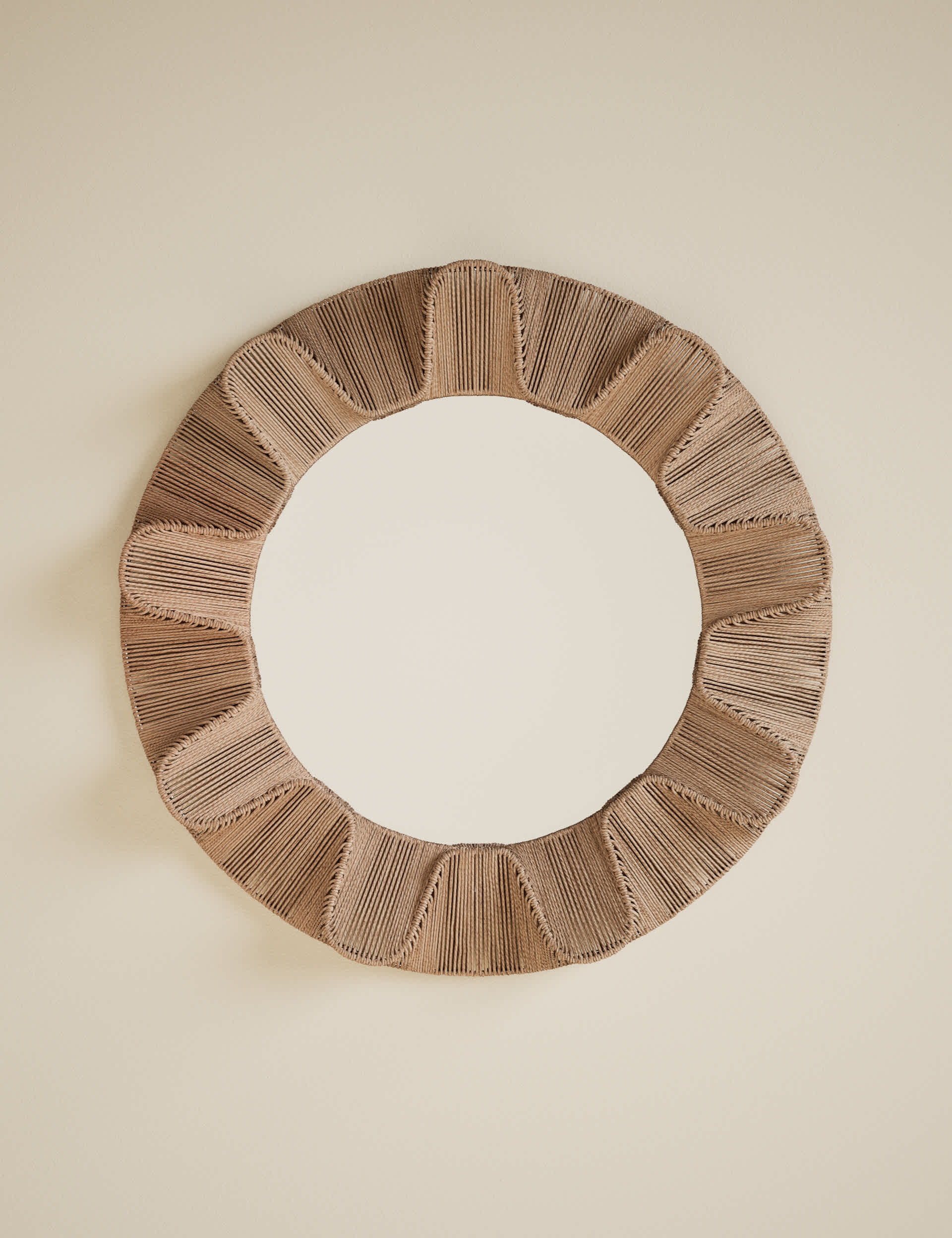 Jute string round mirror 82cm - British product