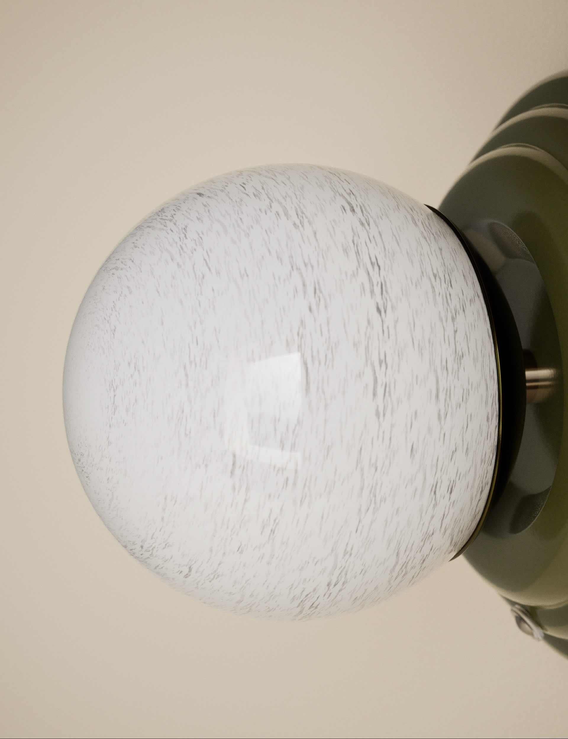 M&S Rechargeable Ribbed Wall Light