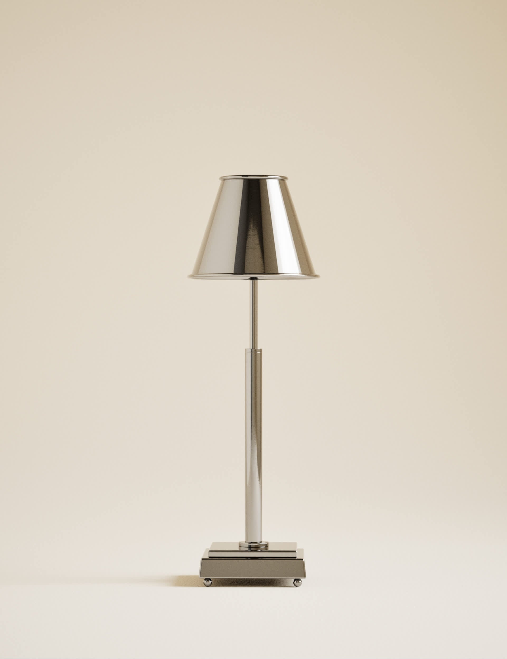 Rechargeable metal table lamp with USB-C design, UK version