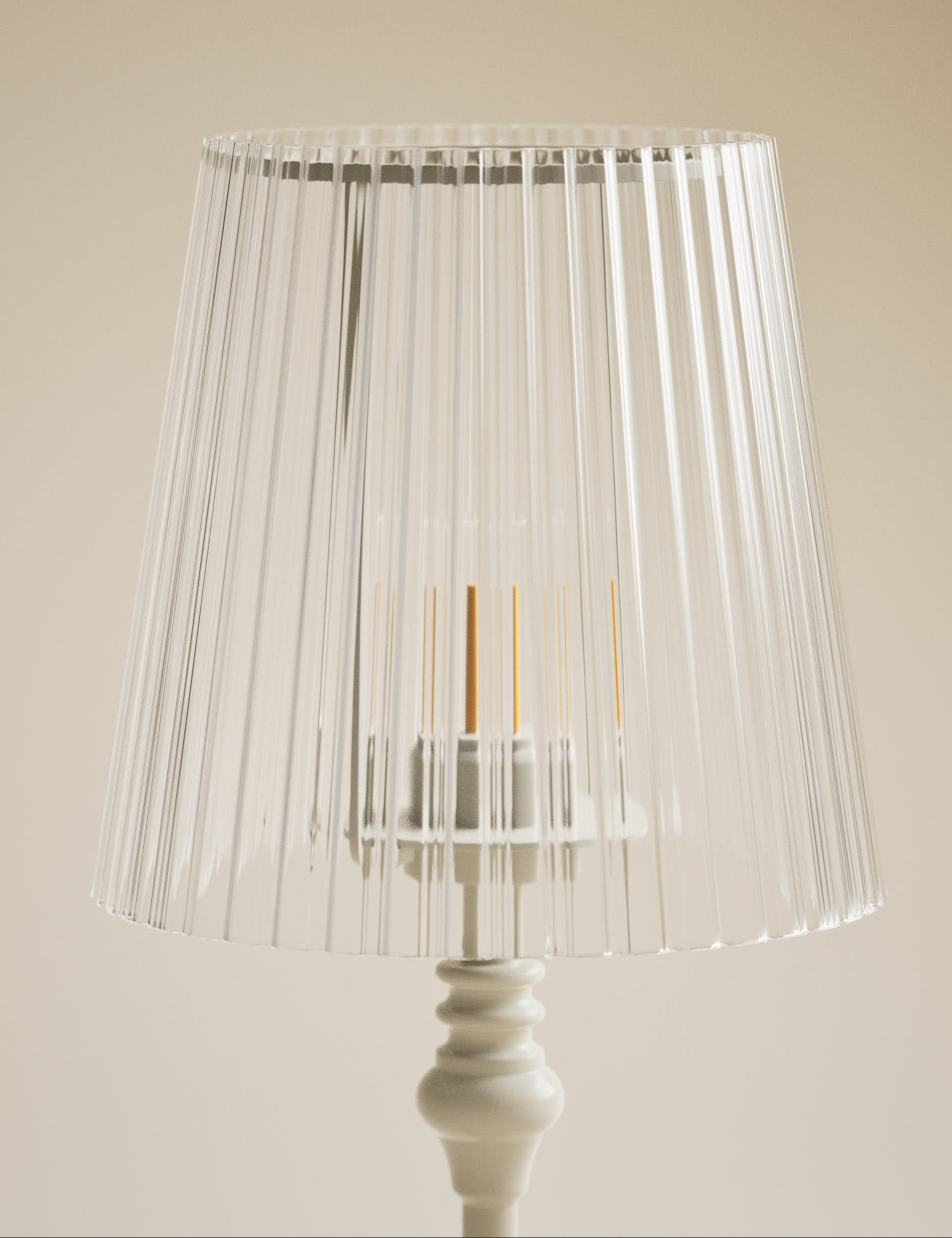 Metal Rechargeable Table Lamp