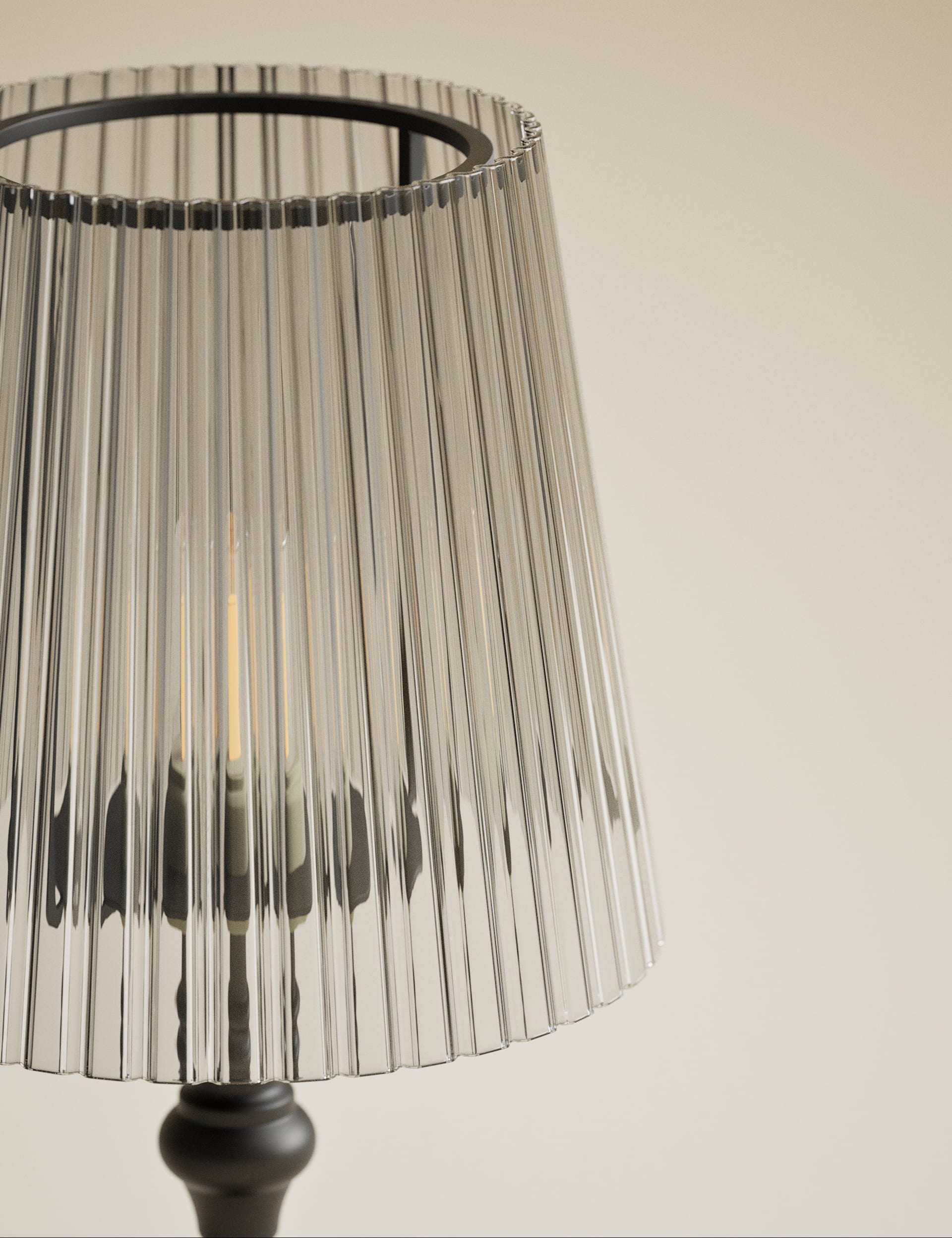 Rechargeable table lamp with metal base and acrylic shade - British product