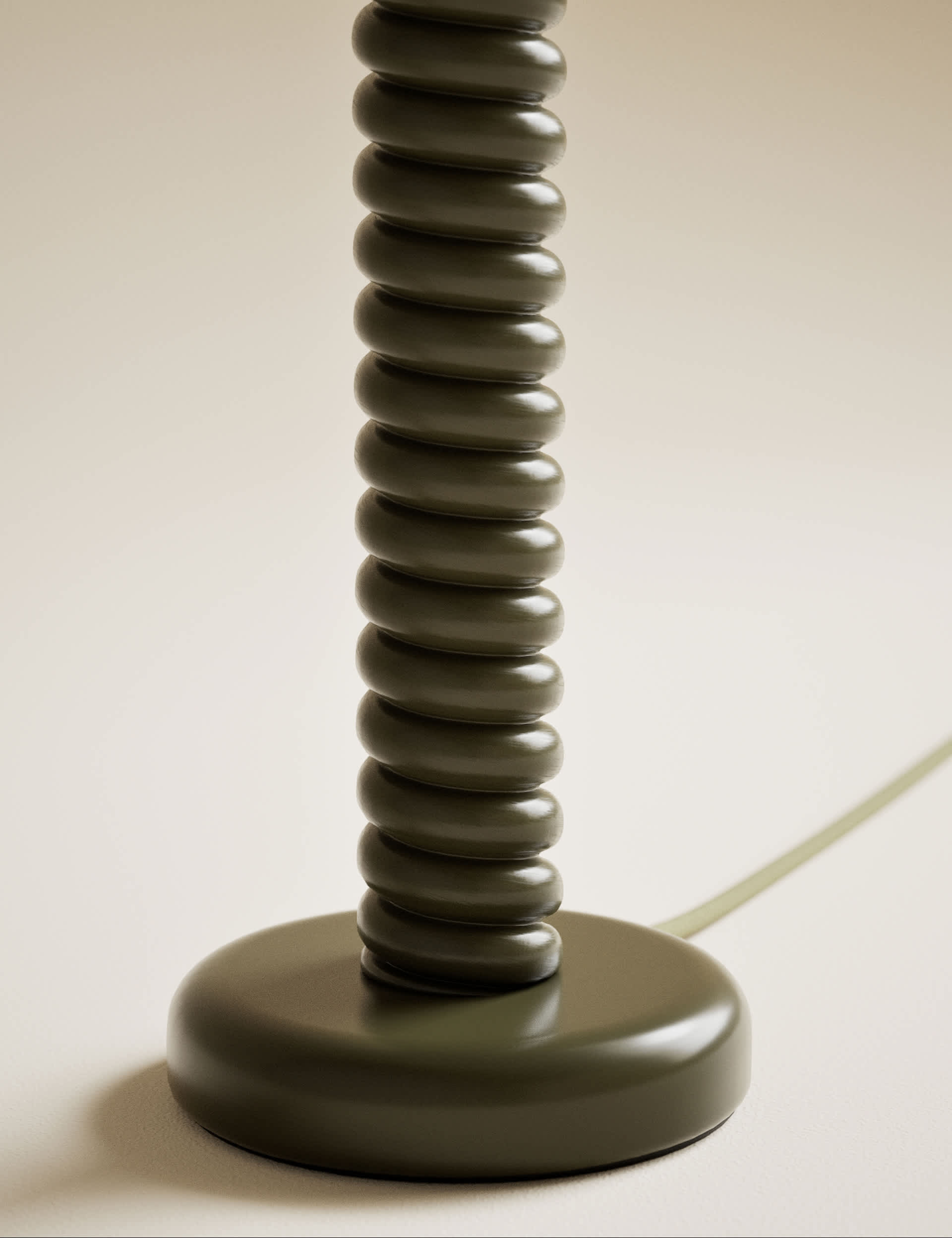 Helix Table Lamp resin decorative lamp (British brand)